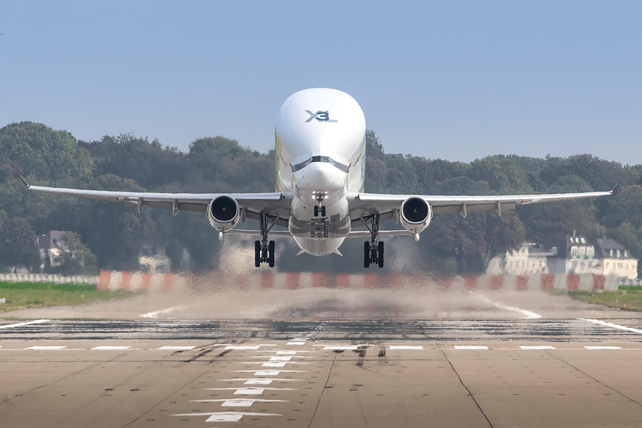 Hamburg Finkenwerder: Airbus Transport International (4Y / BGA) |  Airbus A330-743L Beluga XL A337 | F-GXLI | MSN 1930