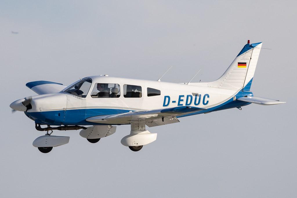 Hamburg Airport: Private owner |  Piper PA28-181 Archer II P28A | D-EDUC | MSN 2890170