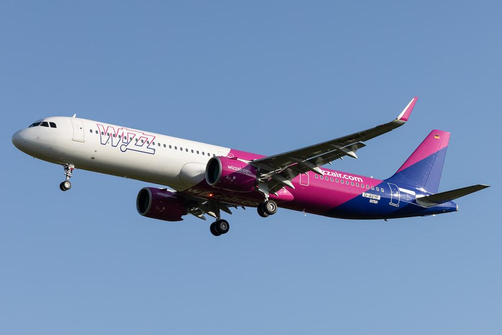Hamburg Airport: Wizz Air UK (W9 / WUK) |  Airbus A321-271NX A21N | D-AVYF | MSN 10672