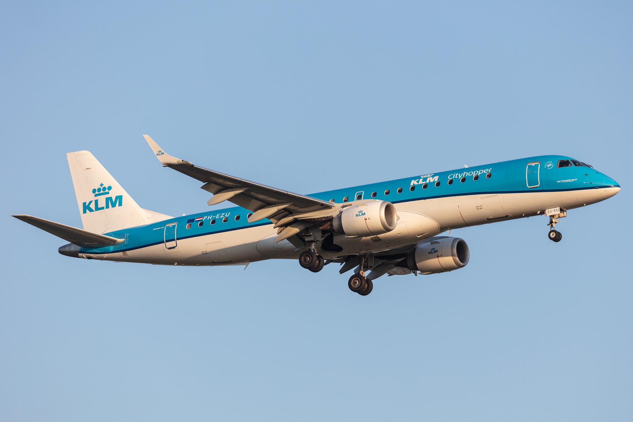 Amsterdam Schiphol: KLM (KL / KLM) | Operator: KLM Cityhopper |  Embraer E190STD E190 | PH-EZU | MSN 19000522