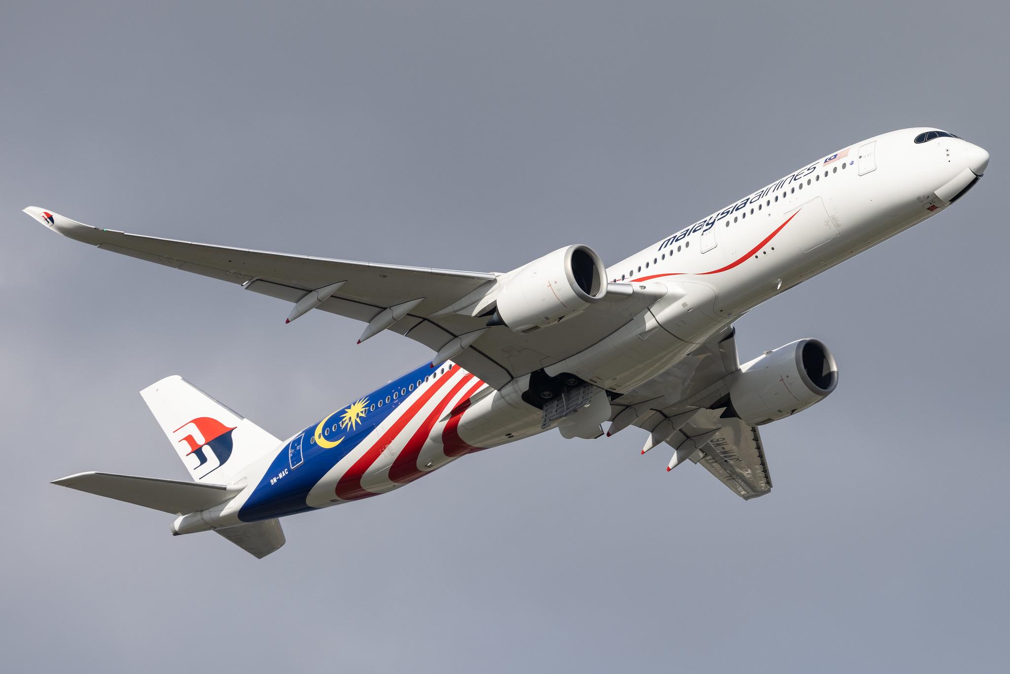 London Heathrow: Malaysia Airlines (MH / MAS) |  Livery: Malaysia Negaraku Livery |  Airbus A350-941 A359 | 9M-MAC | MSN 165