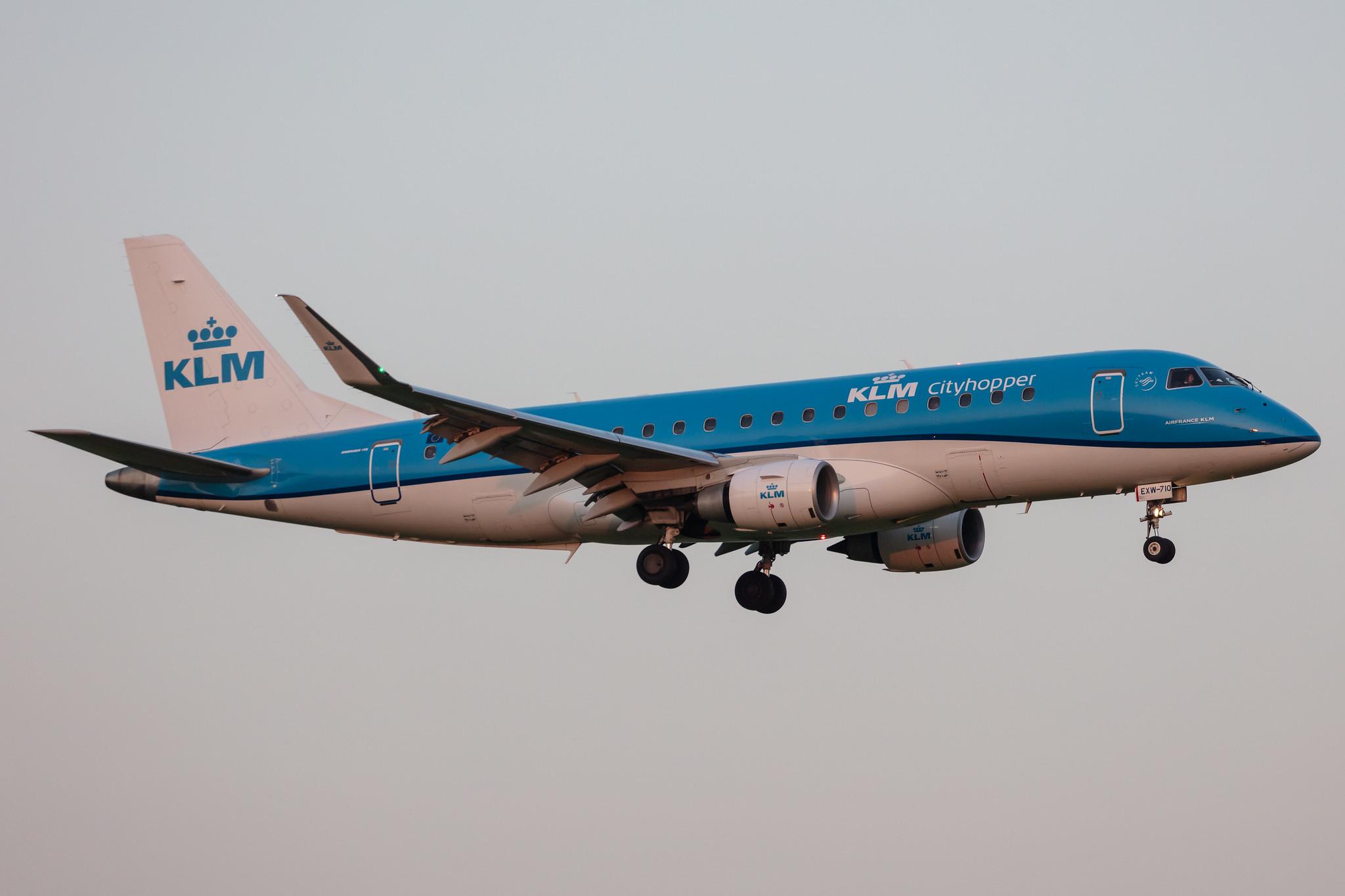 Amsterdam Schiphol: KLM (KL / KLM) | Operator: KLM Cityhopper |  Embraer E175STD E75L | PH-EXW | MSN 17000710