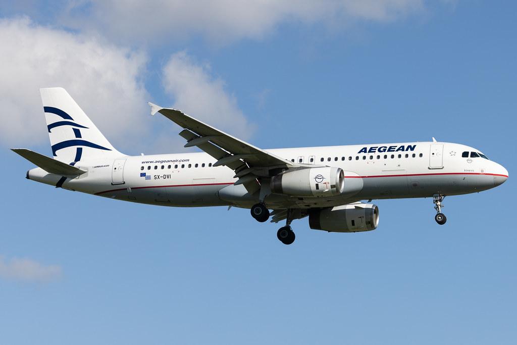 Hamburg Airport: Aegean Airlines (A3 / AEE) |  Airbus A320-232 A320 | SX-DVI | MSN 3074