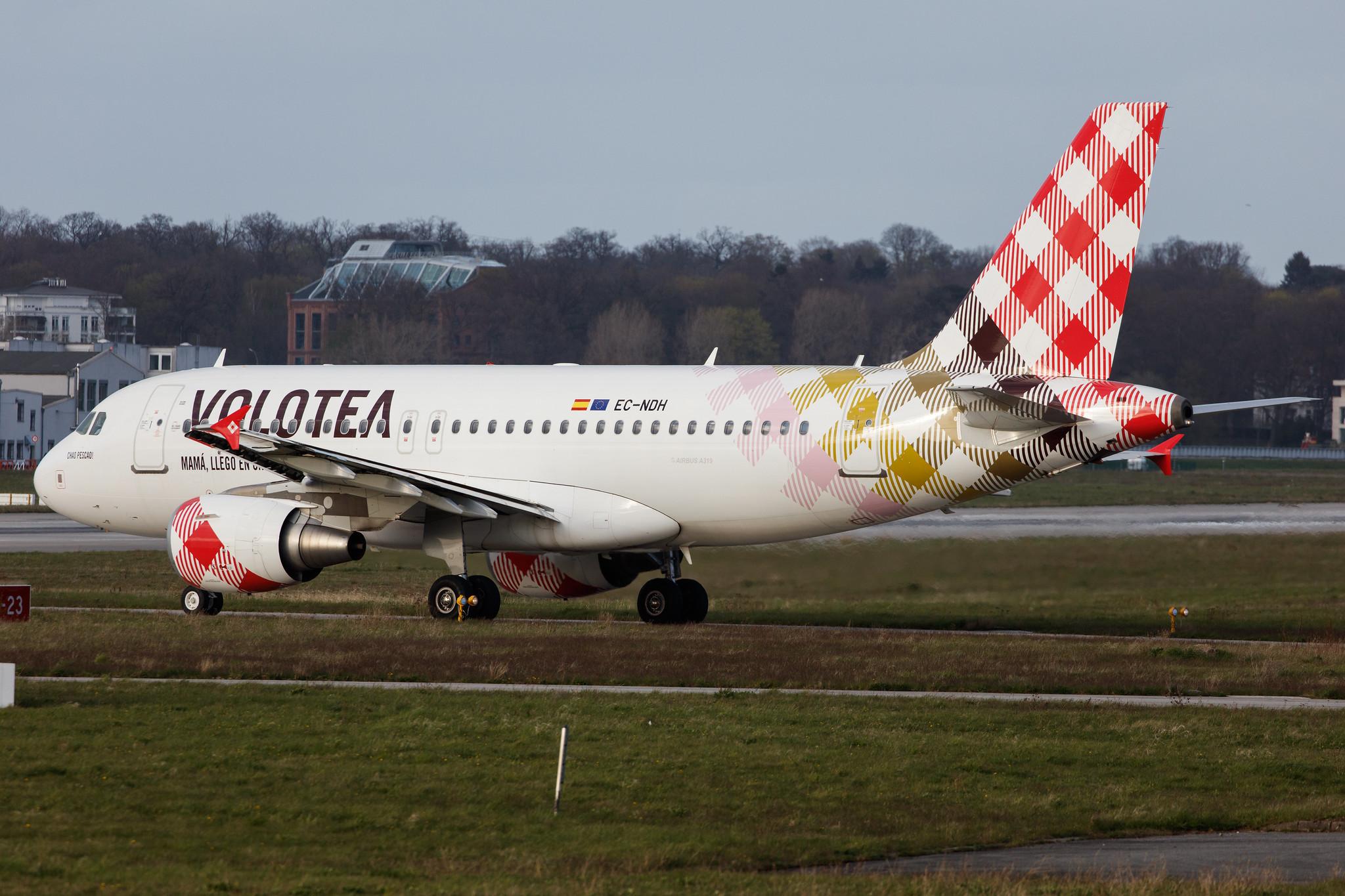 Hamburg Finkenwerder: Volotea (V7 / VOE) |  Airbus A319-111 A319 | EC-NDH | MSN 03403