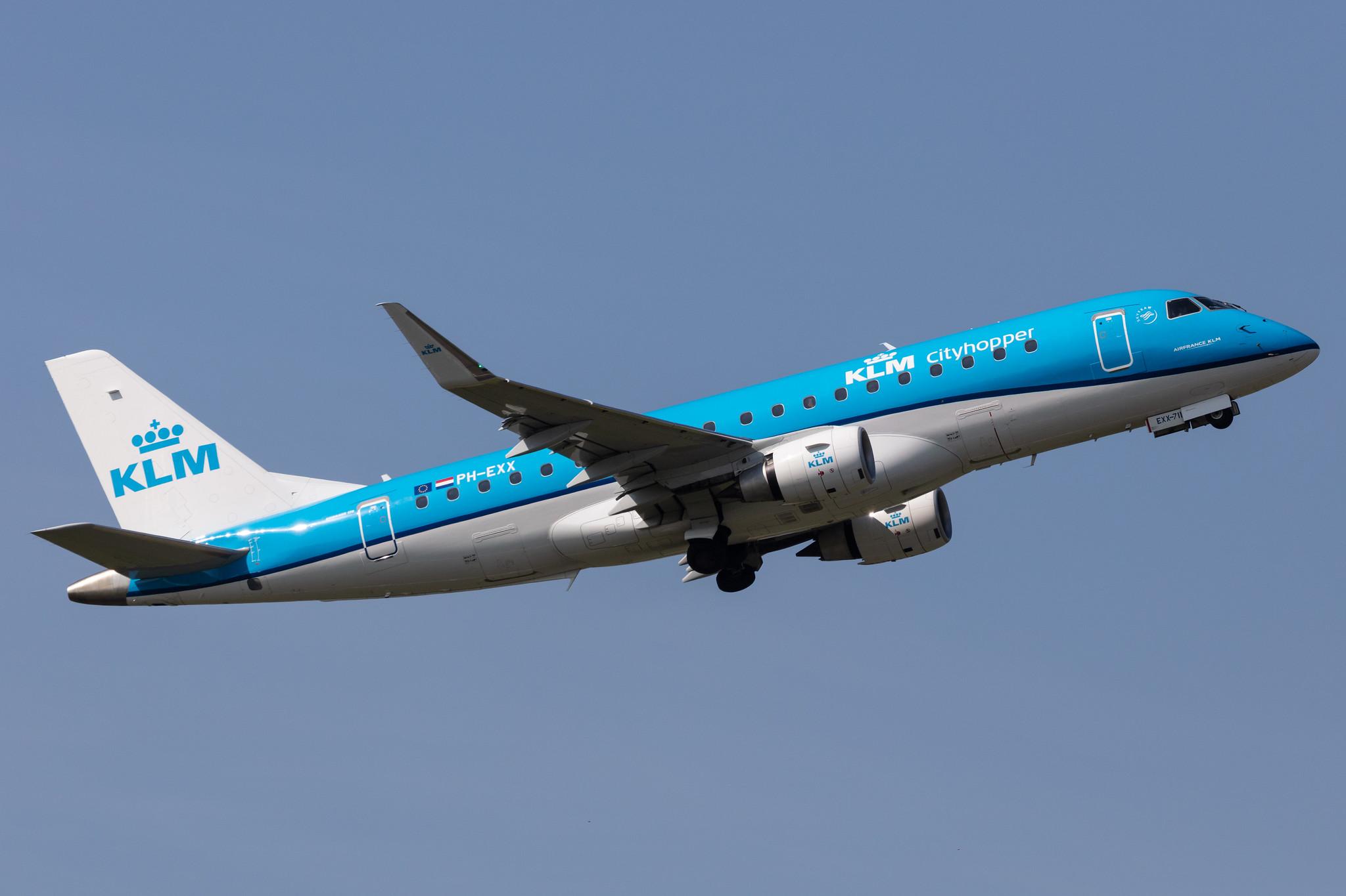 Amsterdam Schiphol: KLM (KL / KLM) | Operator: KLM Cityhopper |  Embraer E175STD E75L | PH-EXX | MSN 17000711