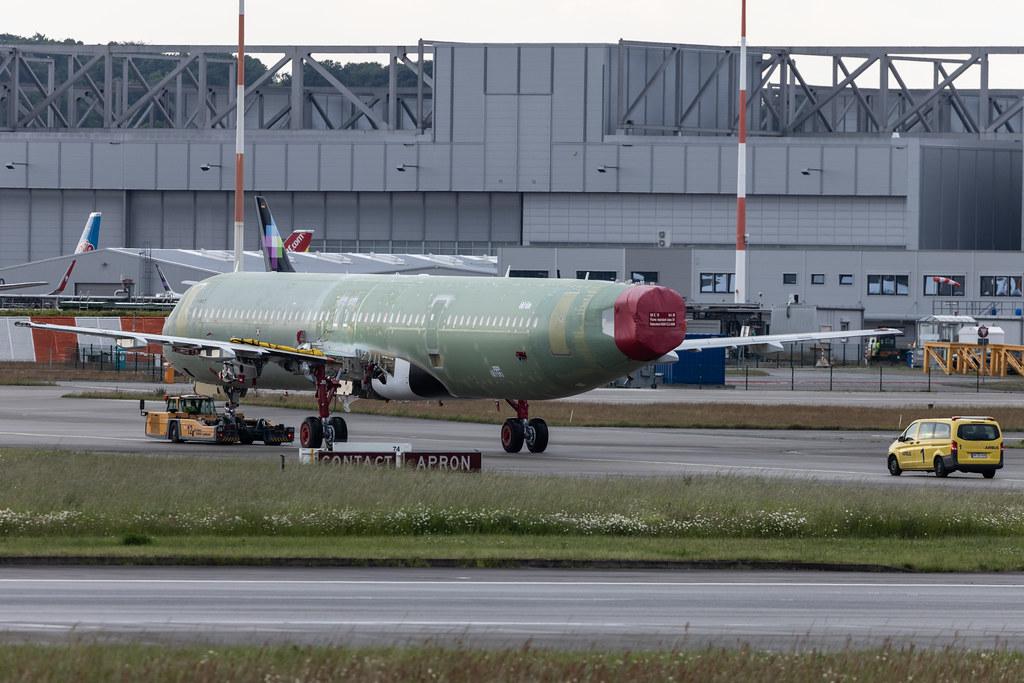 Hamburg Finkenwerder: China Airlines (CI / CAL) |  Airbus A321-000N A21N | n/a | MSN 11017