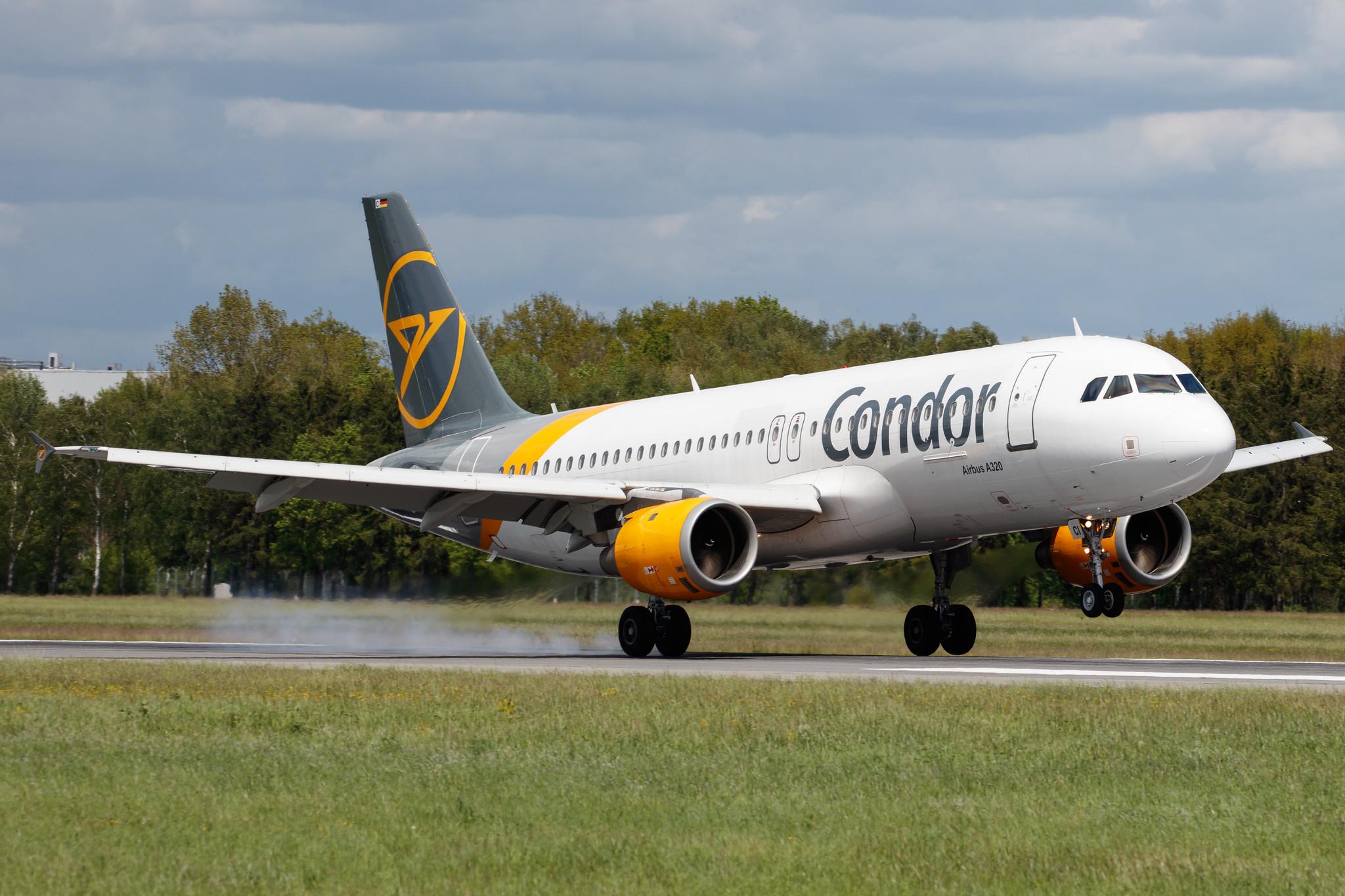 Hamburg Airport: Condor (DE / CFG) |  Airbus A320-212 A320 | D-AICI | MSN 1381