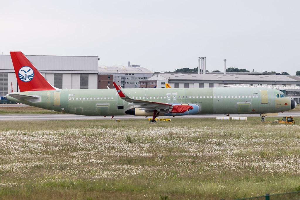 Hamburg Finkenwerder: Sichuan Airlines (3U / CSC) |  Airbus A321-271NX A21N | D- | MSN 10880