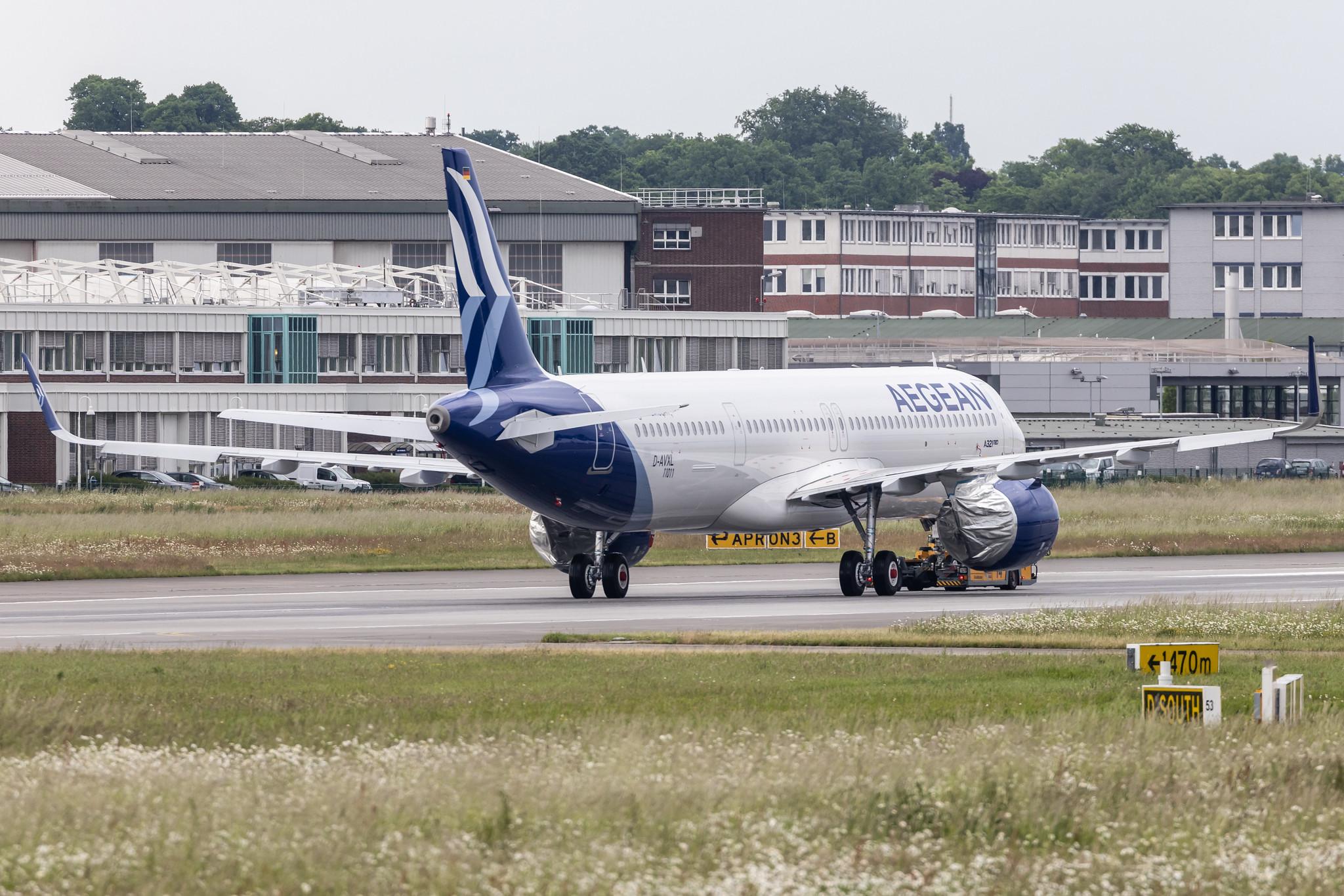 Hamburg Finkenwerder: Aegean Airlines (A3 / AEE) |  Airbus A321-271NX A21N | D-AVXL (SX-NAG) | MSN 11011