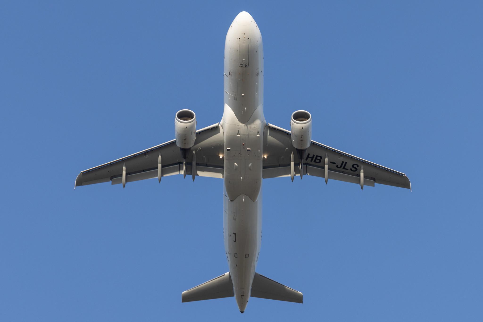 Hamburg Airport: Swiss (LX / SWR) |  Airbus A320-214 A320 | HB-JLS | MSN 5069