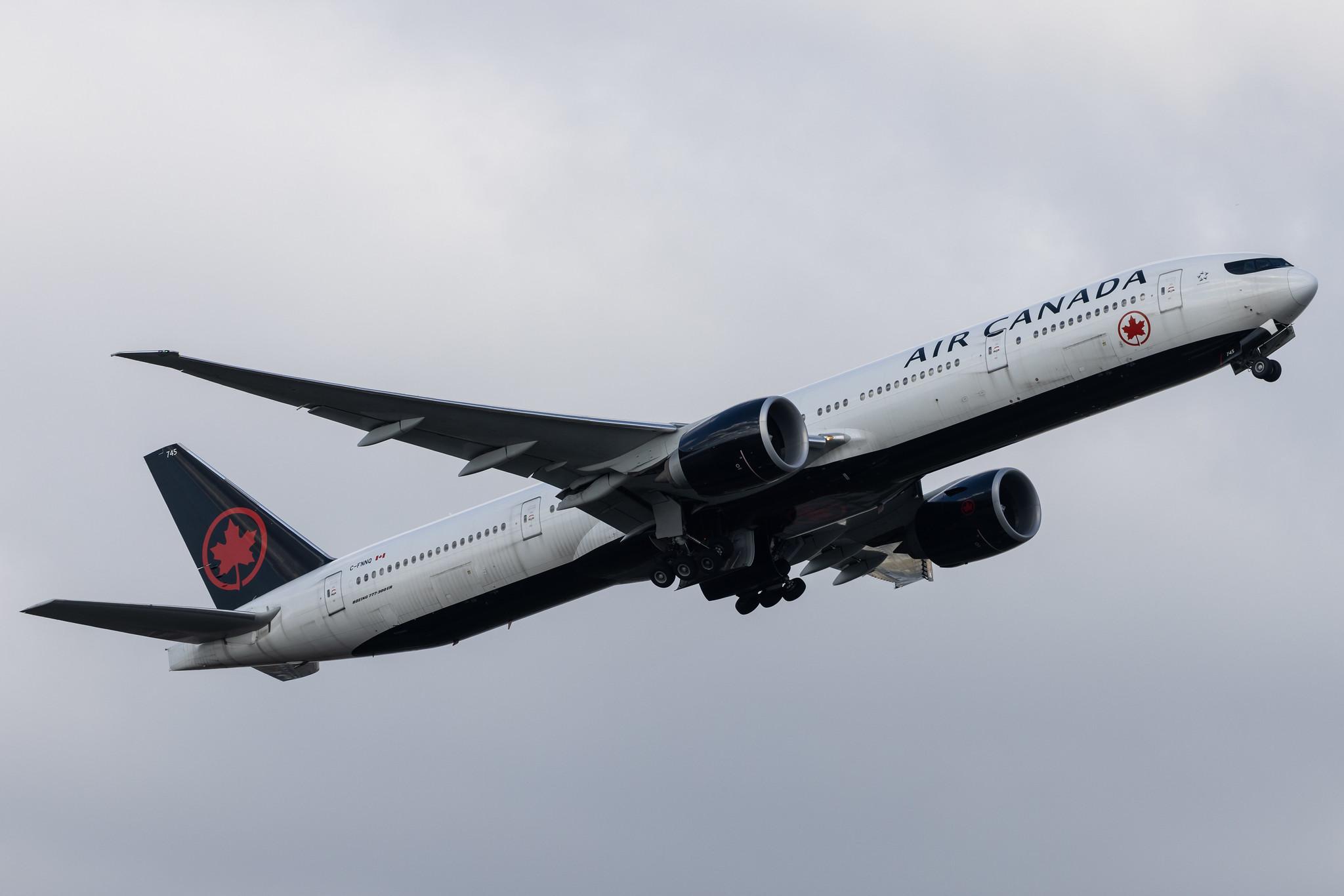 London Heathrow: Air Canada (AC / ACA) |  Boeing 777-333(ER) B77W | C-FNNQ | MSN 43251