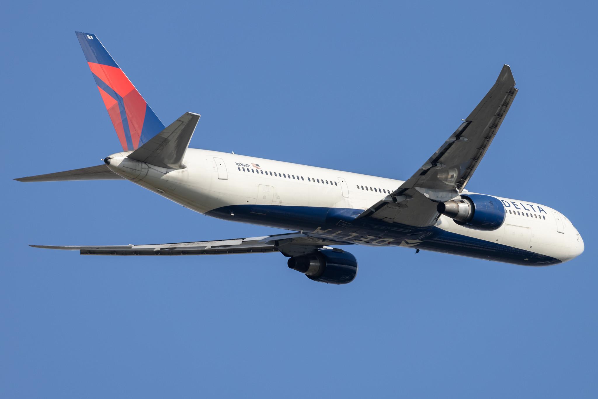 London Heathrow: Delta Air Lines (DL / DAL) |  Boeing 767-432(ER) B764 | N830MH | MSN 29701