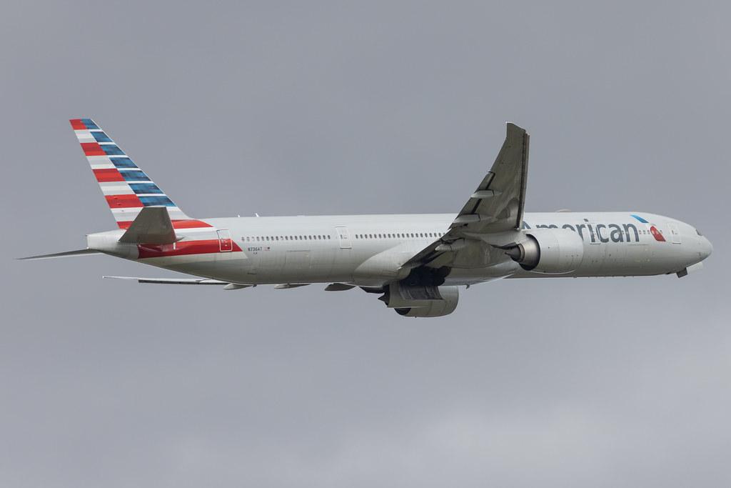 London Heathrow: American Airlines (AA / AAL) |  Boeing 777-323(ER) B77W | N736AT | MSN 33538