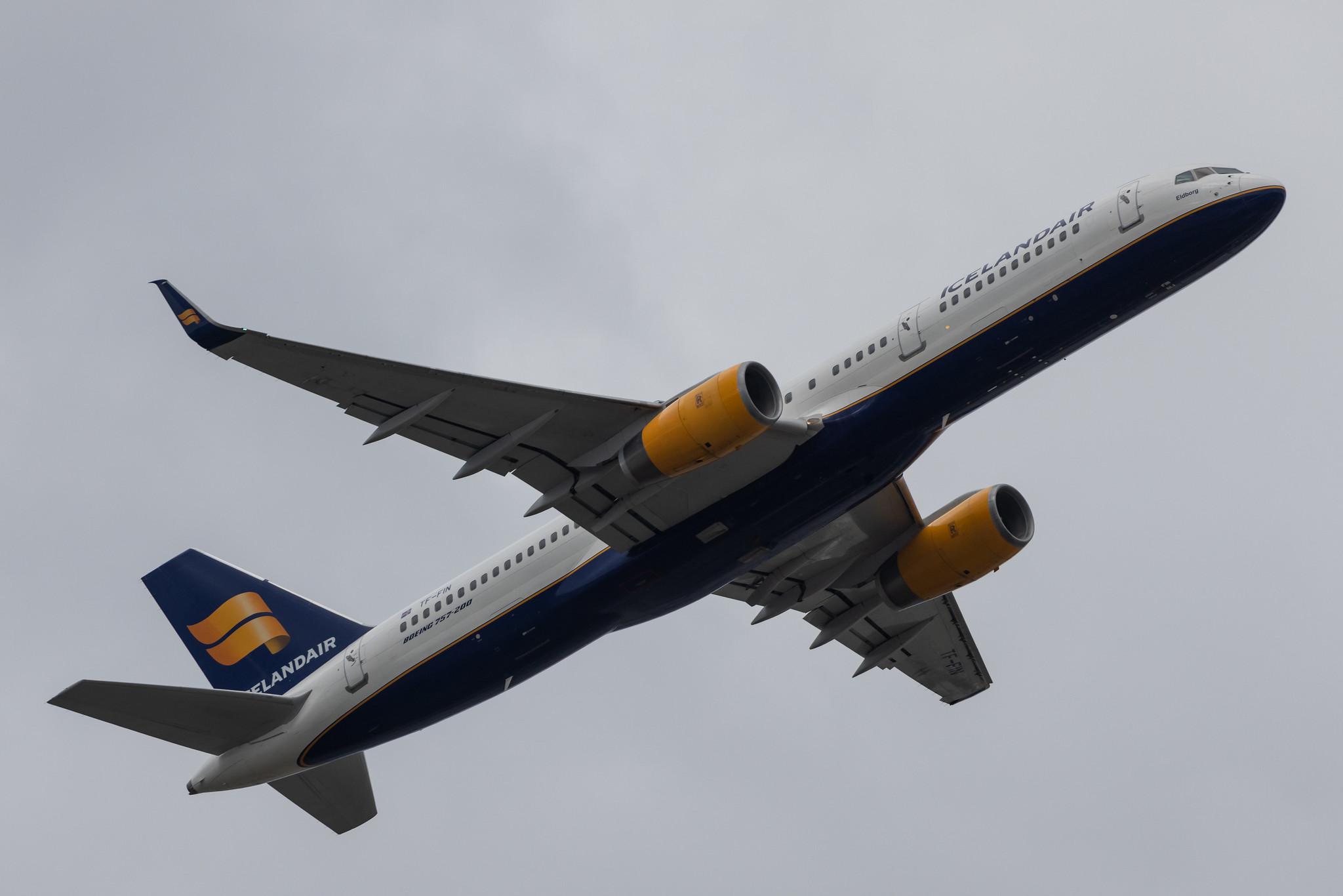 London Heathrow: Icelandair (FI / ICE) |  Boeing 757-208 B752 | TF-FIN | MSN 28989
