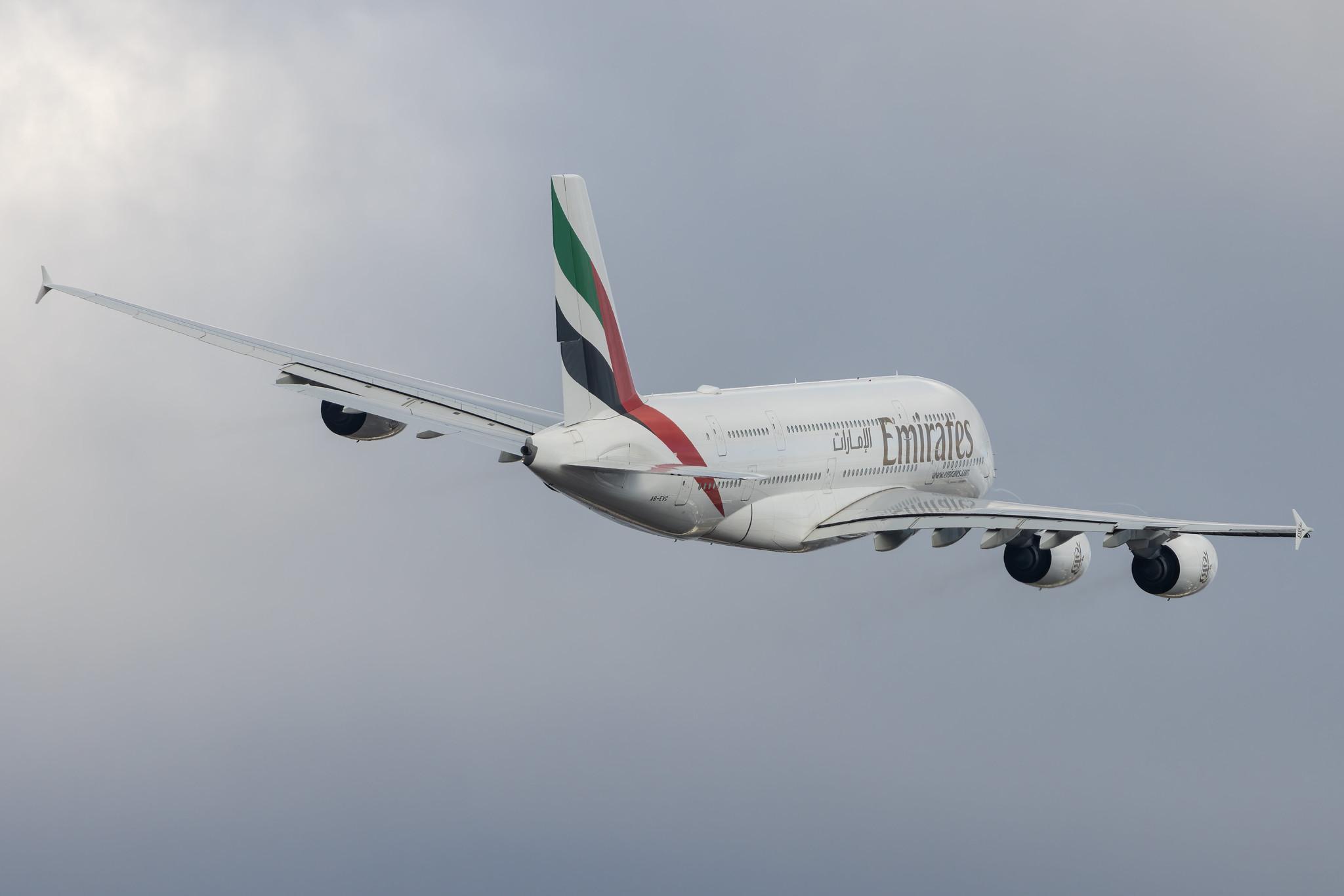 London Heathrow: Emirates (EK / UAE) |  Airbus A380-842 A388 | A6-EVC | MSN 248