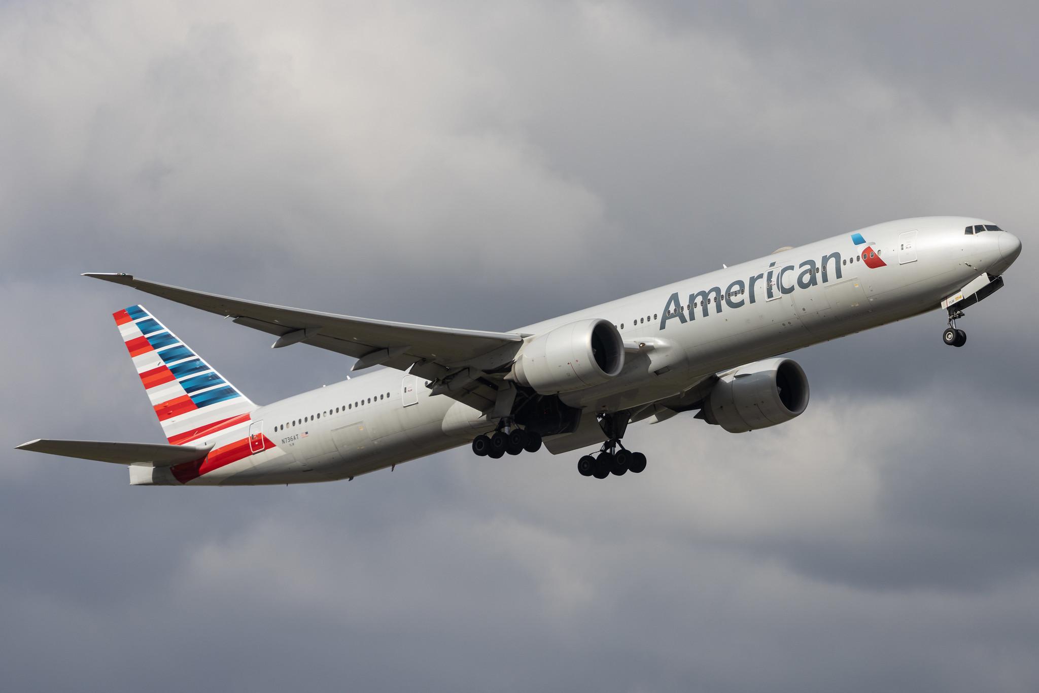 London Heathrow: American Airlines (AA / AAL) |  Boeing 777-323(ER) B77W | N736AT | MSN 33538
