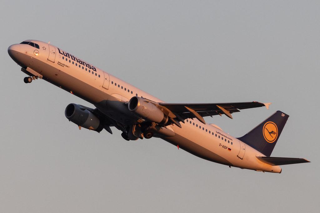 Hamburg Airport: Lufthansa (LH / DLH) | Airbus A321-231 A321 | D-AIDP | MSN 5049