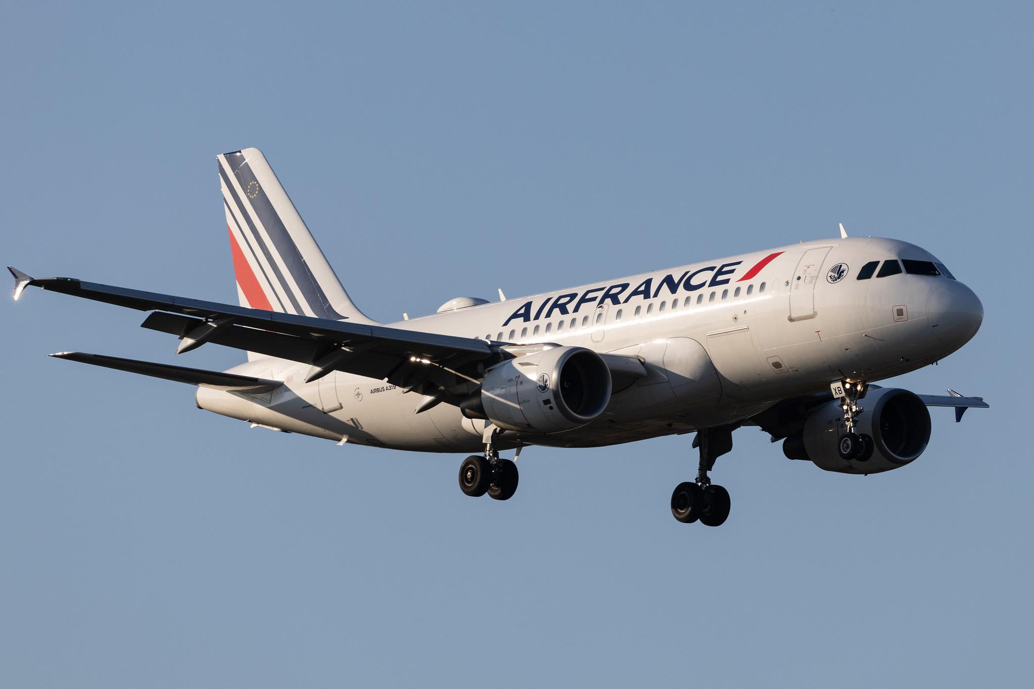 Hamburg Airport: Air France (AF / AFR) | Airbus A319-111 A319 | F-GRXB | MSN 1645