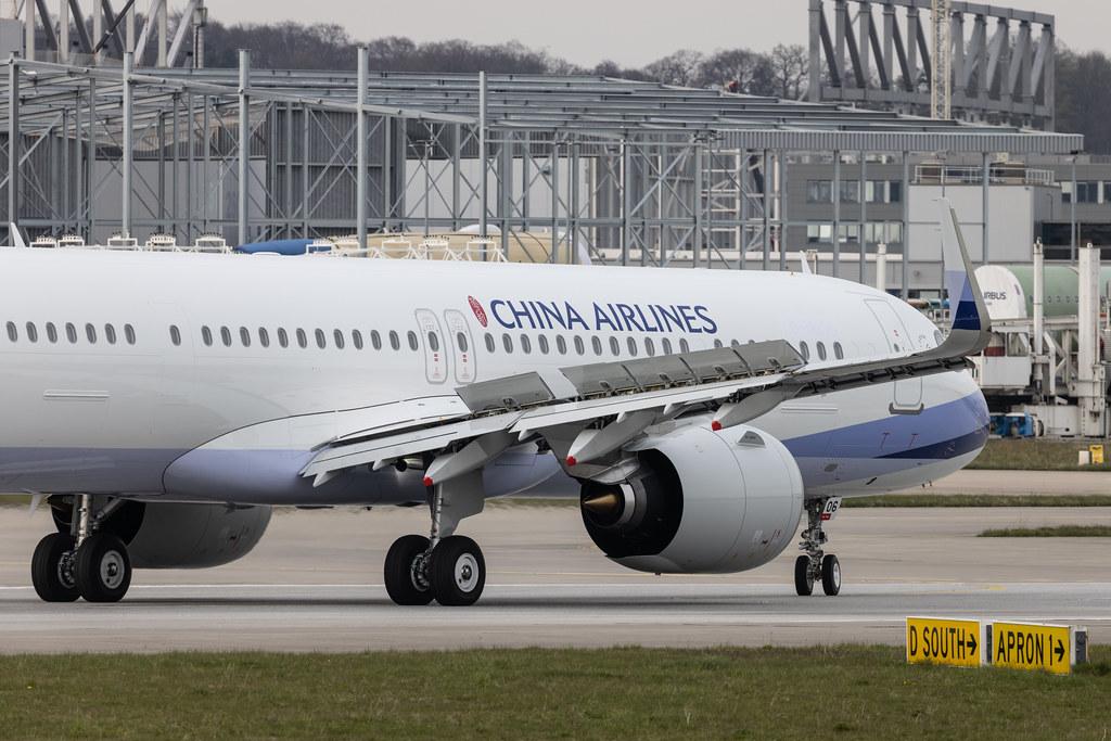 Hamburg Finkenwerder: China Airlines (CI /CAL) |  Airbus A321-271NX A21N | D-AZWO | MSN 10698