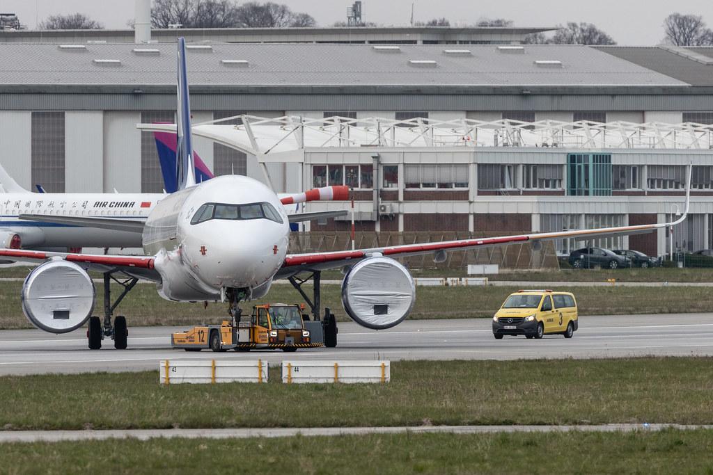 Hamburg Finkenwerder: Aegean Airlines (A3 / AEE) |  Airbus A321-271NX A21N | D-AZAX | MSN 10844