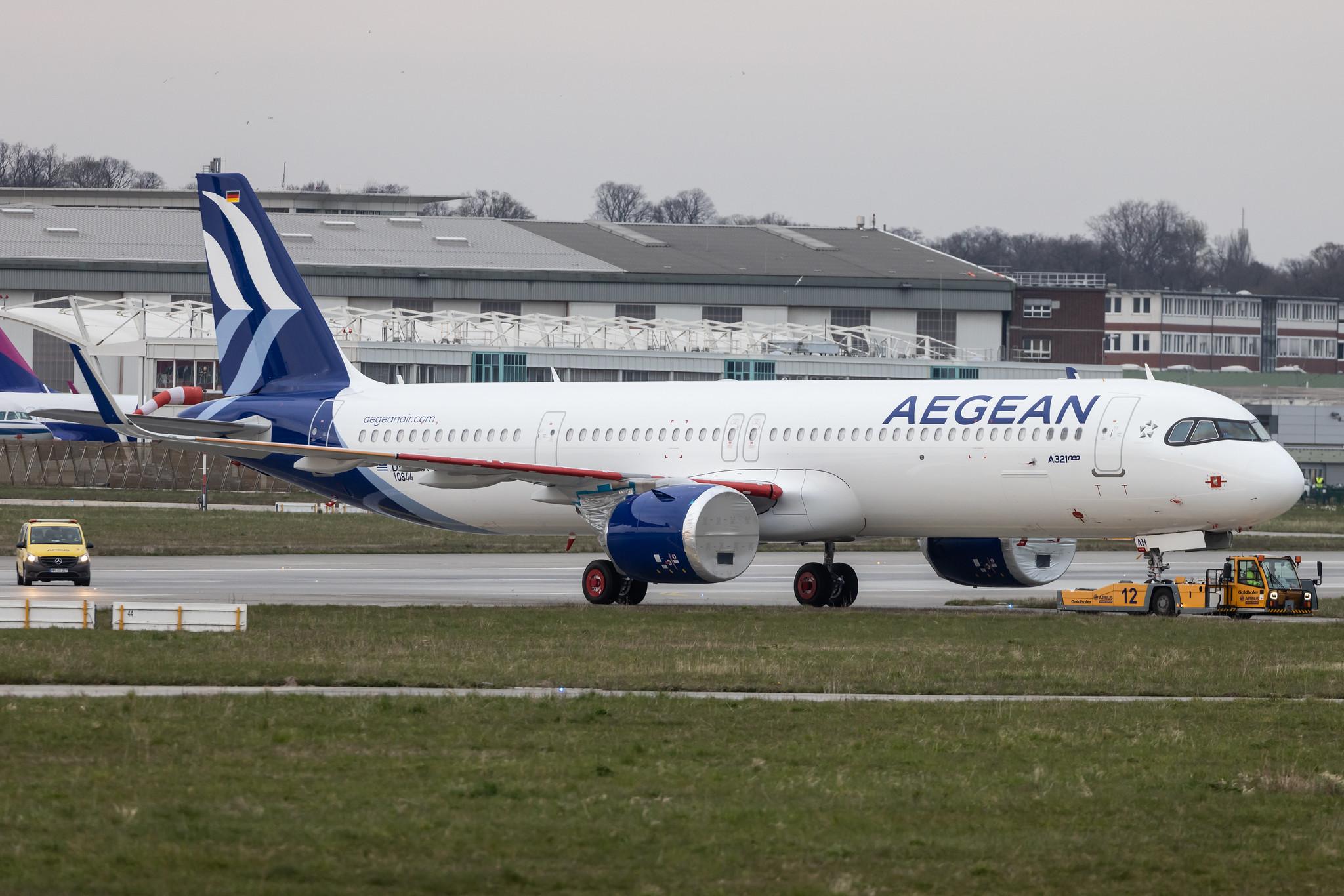 Hamburg Finkenwerder: Aegean Airlines (A3 / AEE) |  Airbus A321-271NX A21N | D-AZAX | MSN 10844