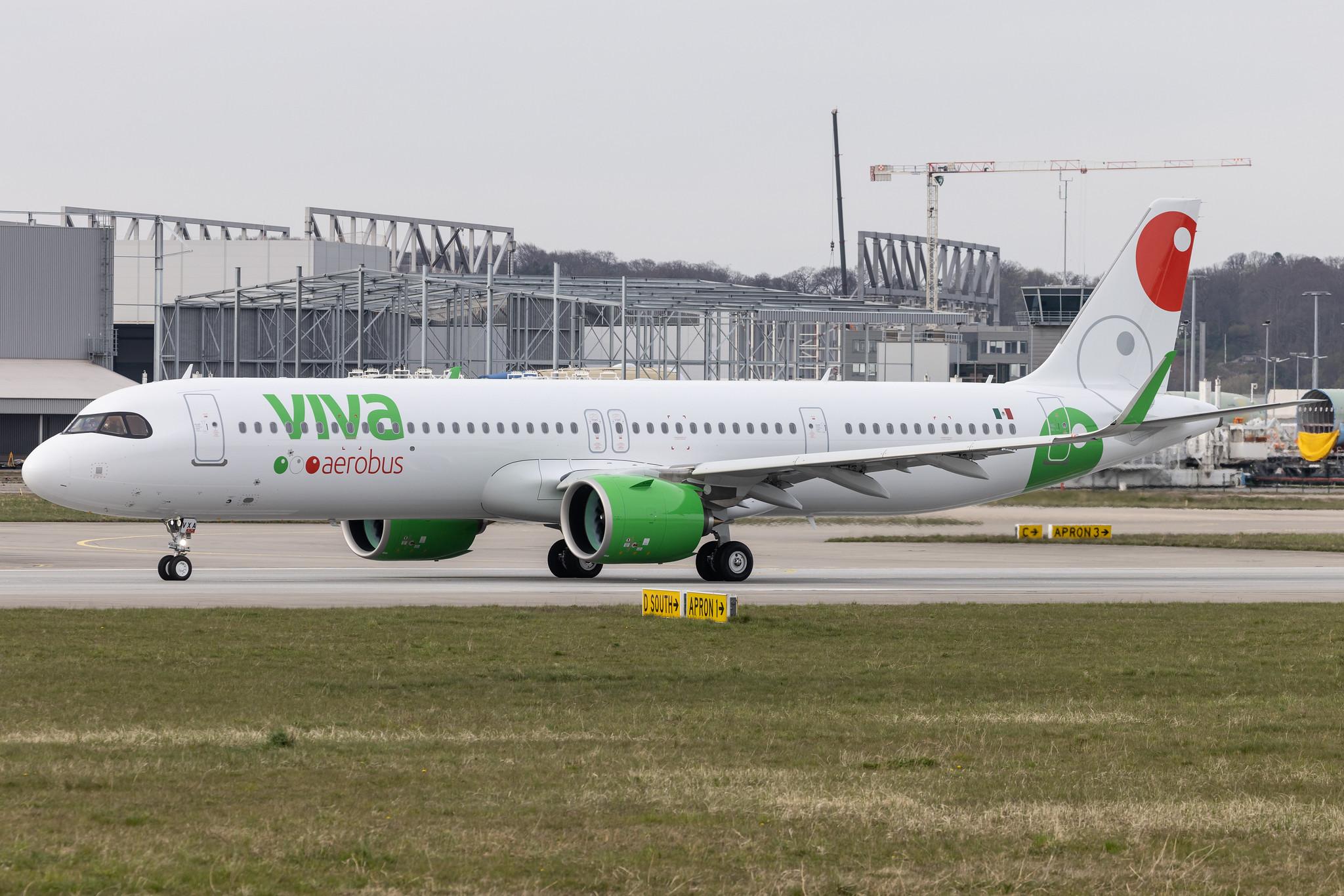 Hamburg Finkenwerder: Viva Aerobus (VB / VIV) |  Airbus A321-271NX A21N | XA-VXA | MSN 10742