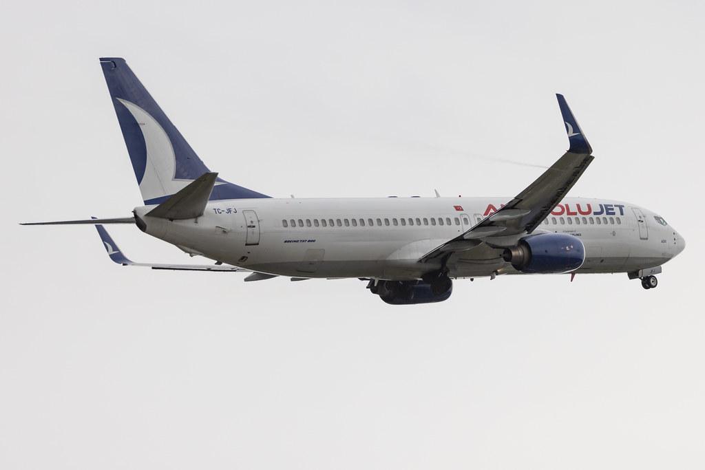 Hamburg Airport: AnadoluJet (TK / THY) | Operator: Turkish Airlines | Boeing 737-8F2 B738 | TC-JFJ | MSN 29772