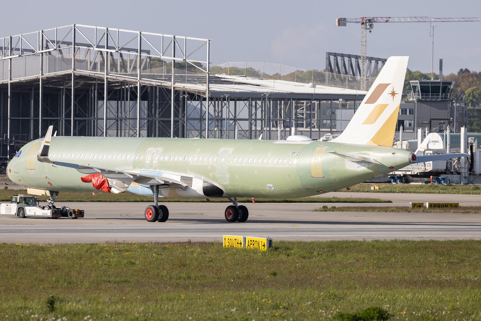 Hamburg Finkenwerder: Starlux Airlines (JX / SJX) | Airbus A321-252NX A21N | D-AXXG | MSN 10912