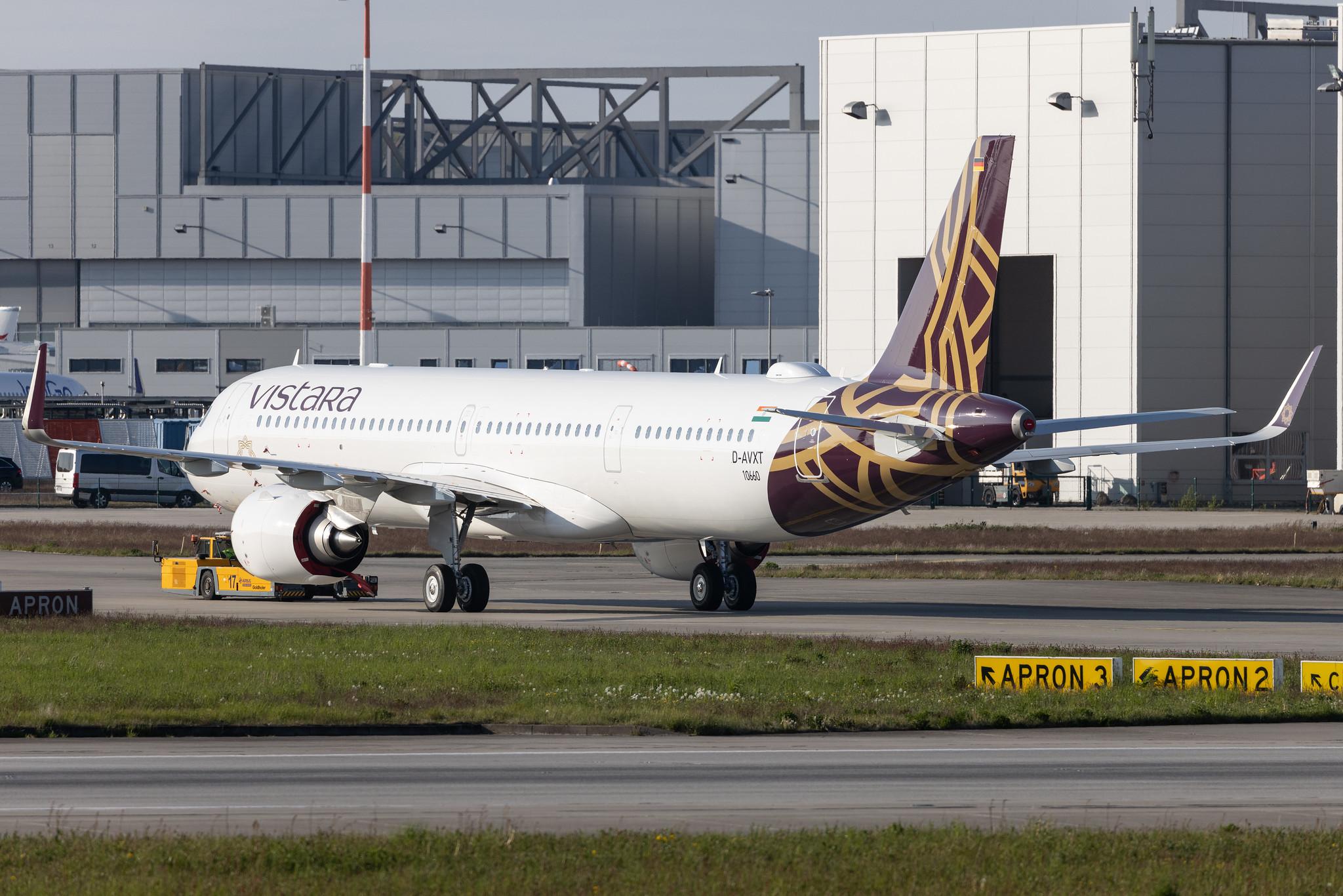 Hamburg Finkenwerder: Vistara (UK / VTI) |  Airbus A321-251NX A21N | D-AVXT (VT-TVE) | MSN 10660