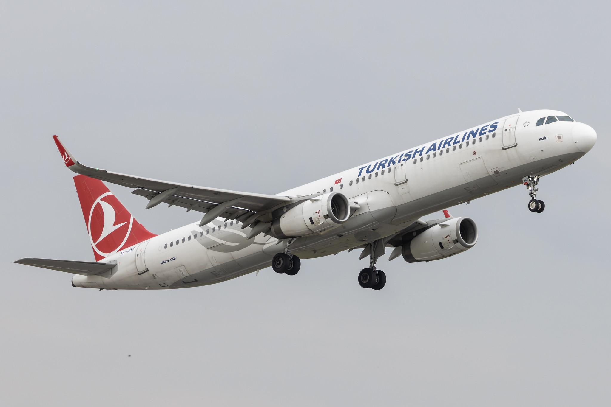 Hamburg Airport: Turkish Airlines (TK / THY) | Airbus A321-231 A321 | TC-JSZ | MSN 6766