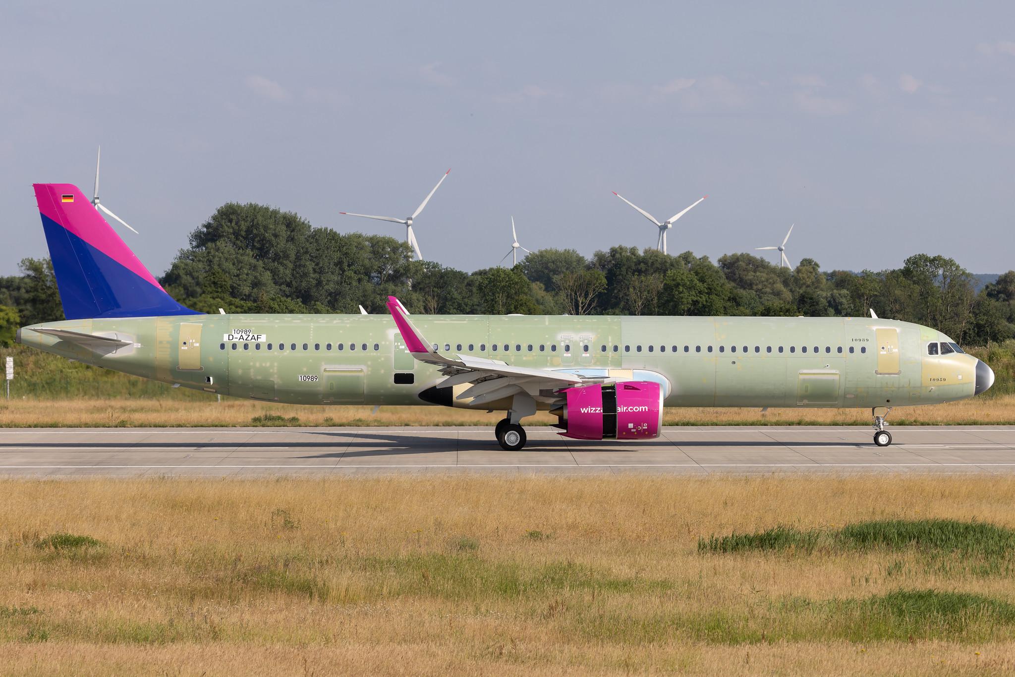 Hamburg Finkenwerder: Wizz Air (W6 / WZZ) | Airbus A321-271NX A21N | D-AZAF | HA- | MSN 10989