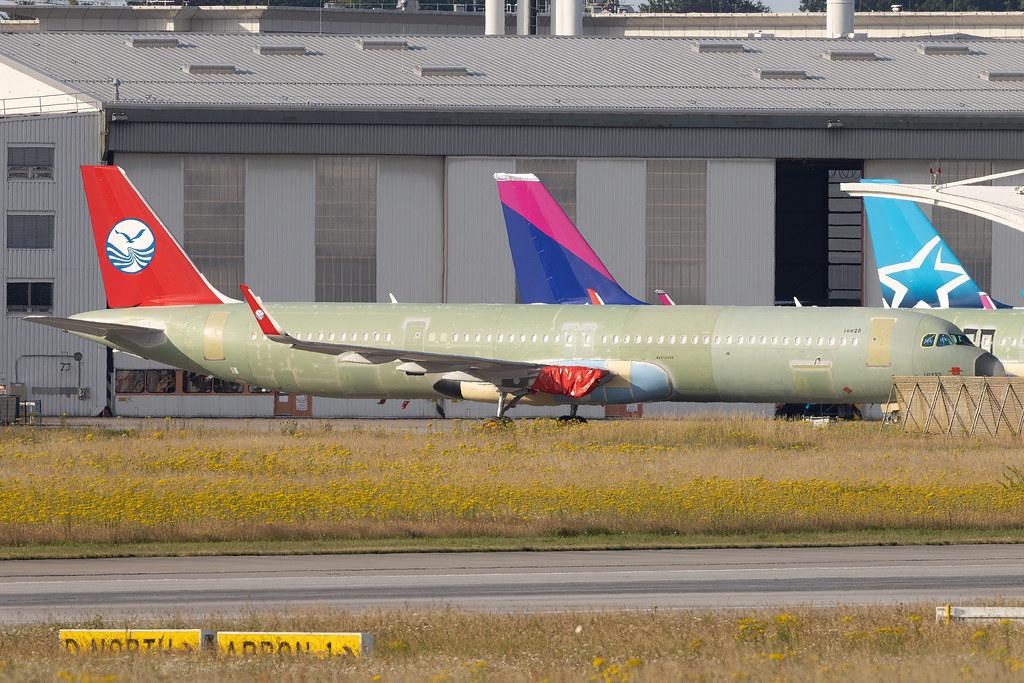 Hamburg Finkenwerder: Sichuan Airlines (3U / CSC) | Airbus A321-271NX A21N | D- | MSN 10928