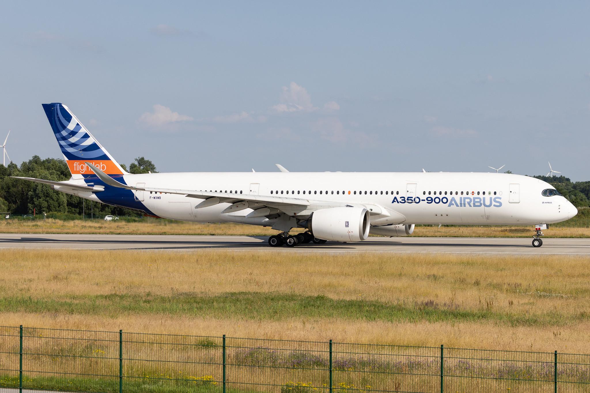 Hamburg Finkenwerder: Airbus (/ AIB) |  Airbus A350-941 A359 | F-WXWB | MSN 001