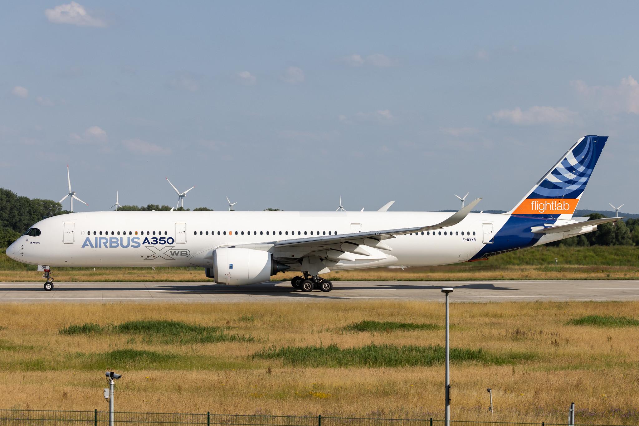 Hamburg Finkenwerder: Airbus (/ AIB) |  Airbus A350-941 A359 | F-WXWB | MSN 001