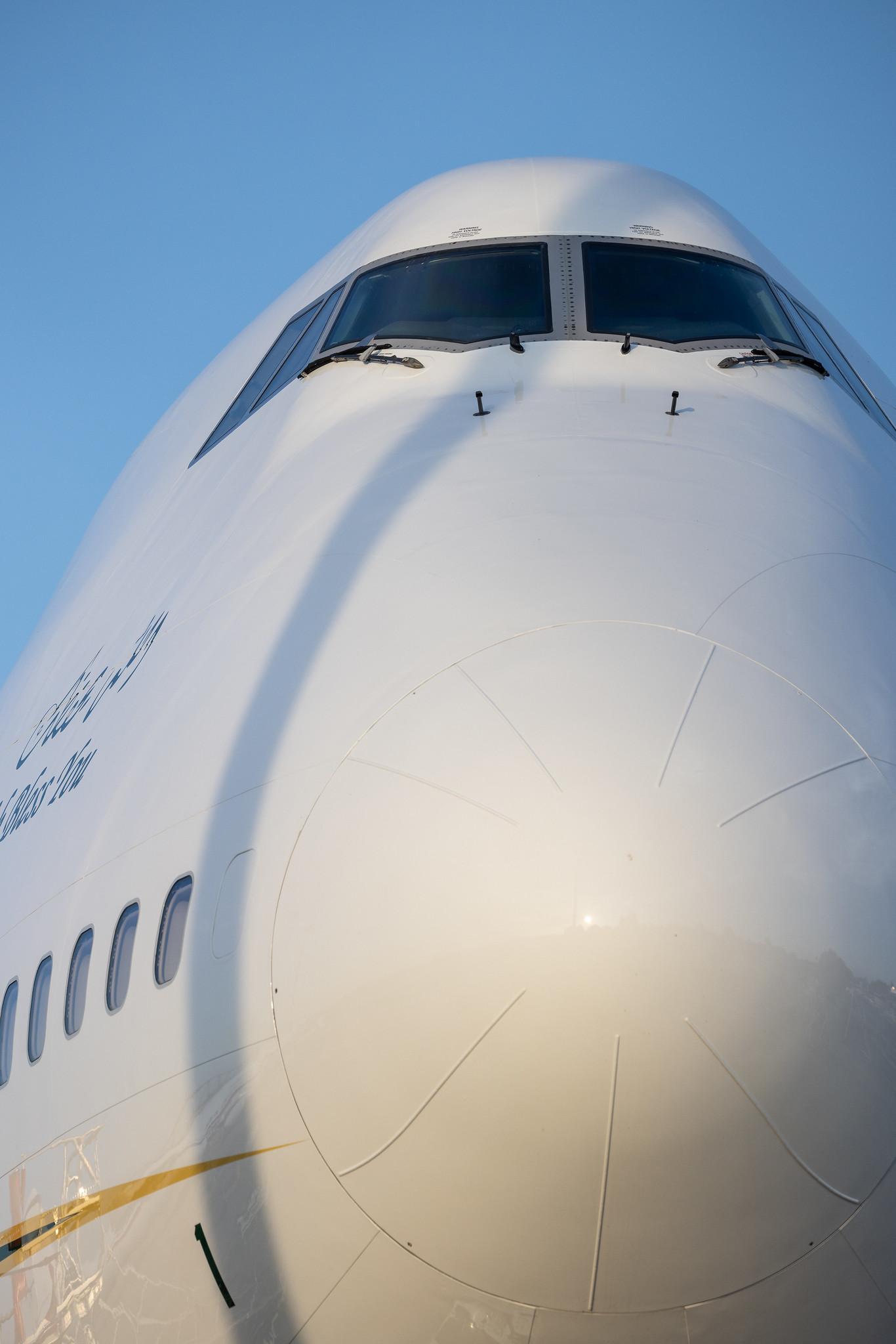 Hamburg Airport: Kingdom Holding | Boeing 747-4J6 B744 | HZ-WBT7 | MSN 25880