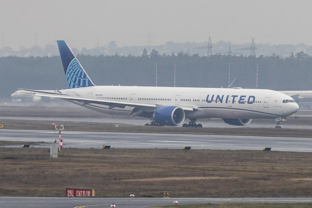 Frankfurt Airport: United Airlines (UA / UAL) |  Boeing 777-300(ER) B77W | N2250U | MSN 66590