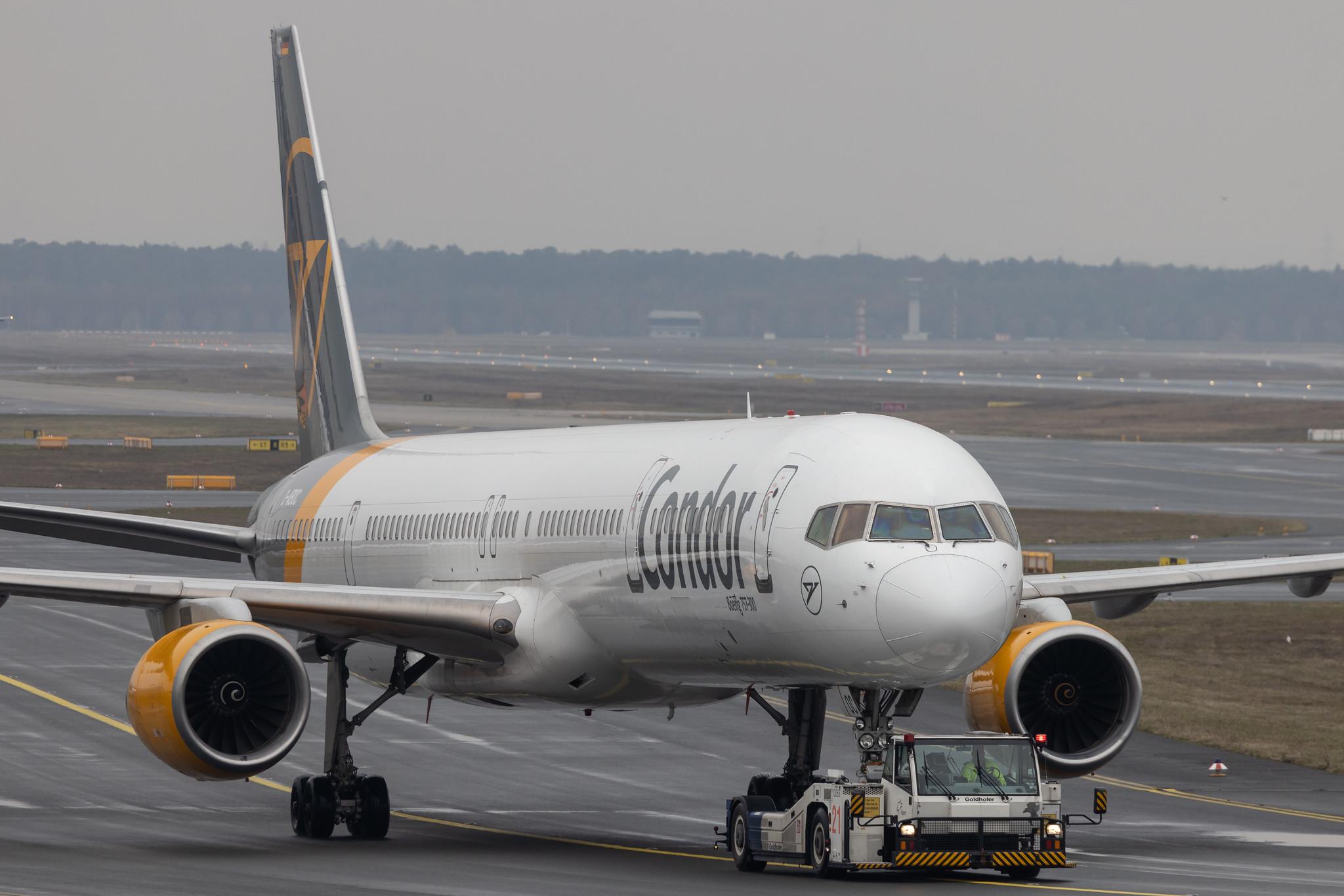 Frankfurt Airport: Condor (DE / CFG) |  Boeing 757-330 B753 | D-ABOC | MSN 29015