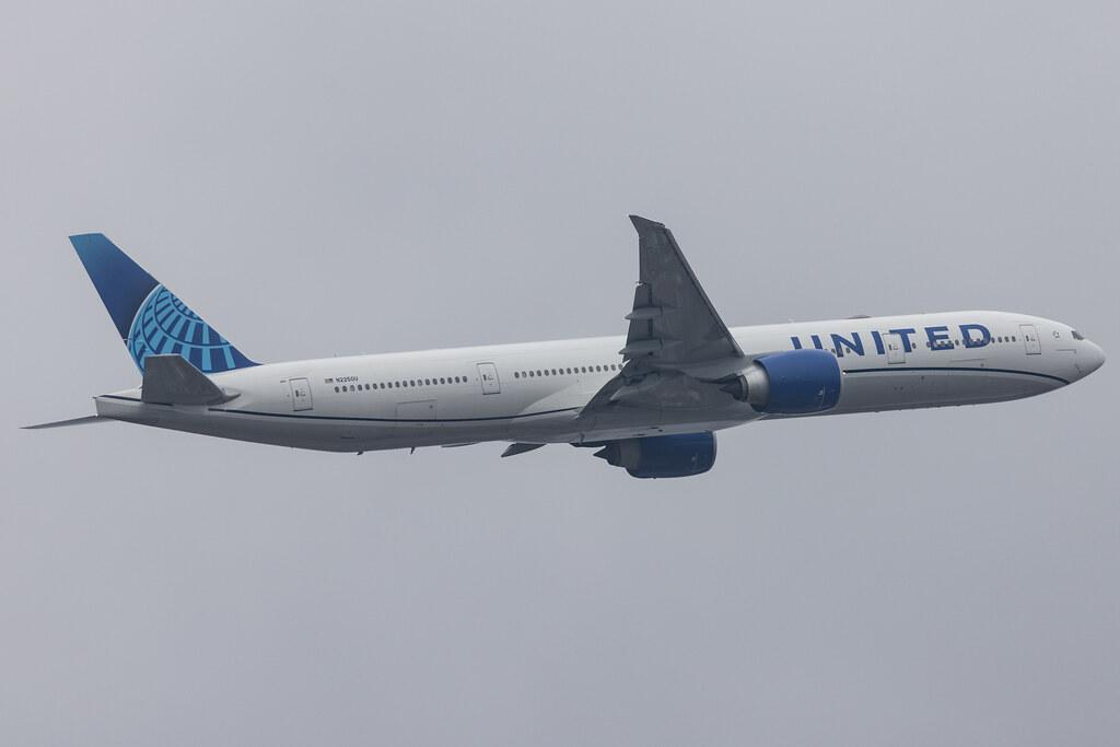 Frankfurt Airport: United Airlines (UA / UAL) |  Boeing 777-300(ER) B77W | N2250U | MSN 66590