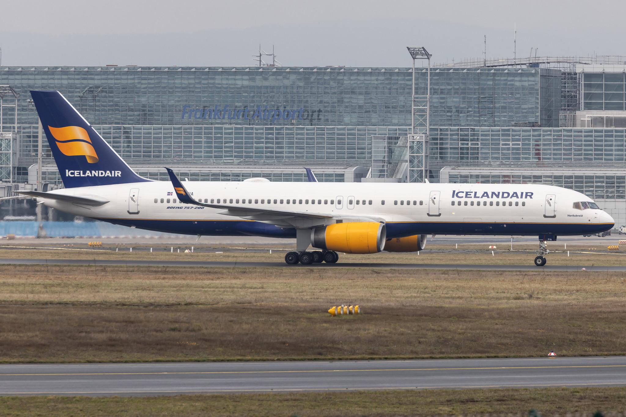 Frankfurt Airport: Icelandair (FI / ICE) |  Boeing 757-256 B752 | TF-FIA | MSN 29310