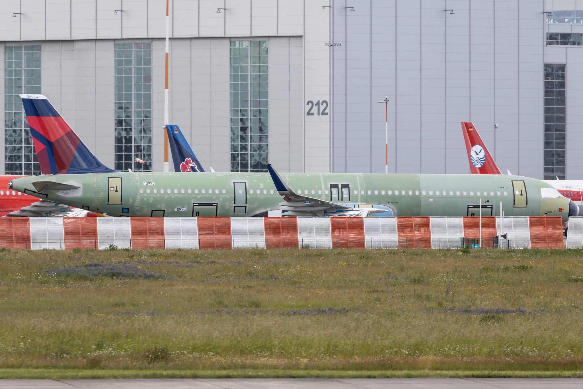Hamburg Finkenwerder: Delta Air Lines (DL / DAL) | Airbus A321-271NX A21N | D- | N507DZ | MSN 10975