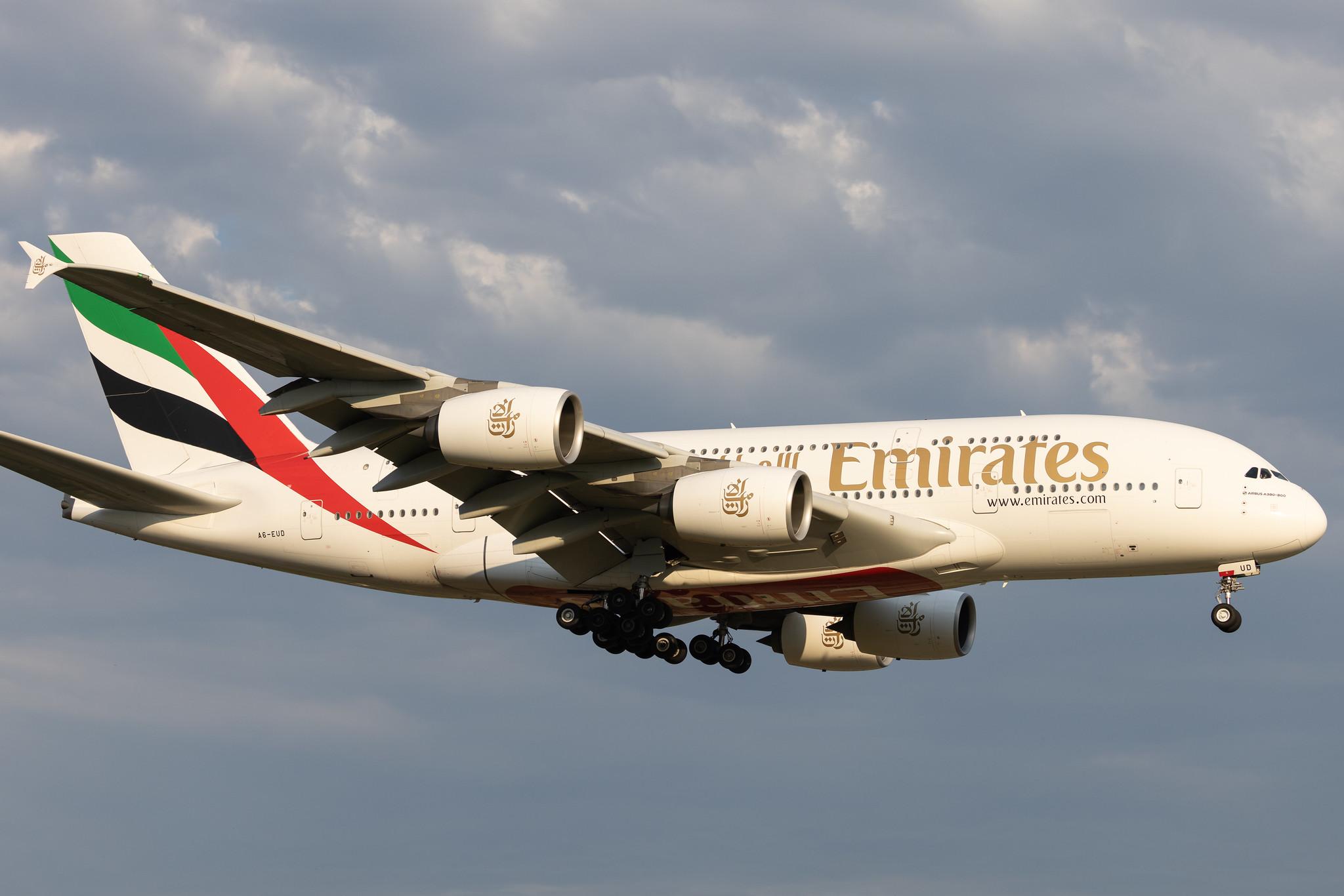Hamburg Airport: Emirates (EK / UAE) | Airbus A380-861 A388 | A6-EUD | MSN 216