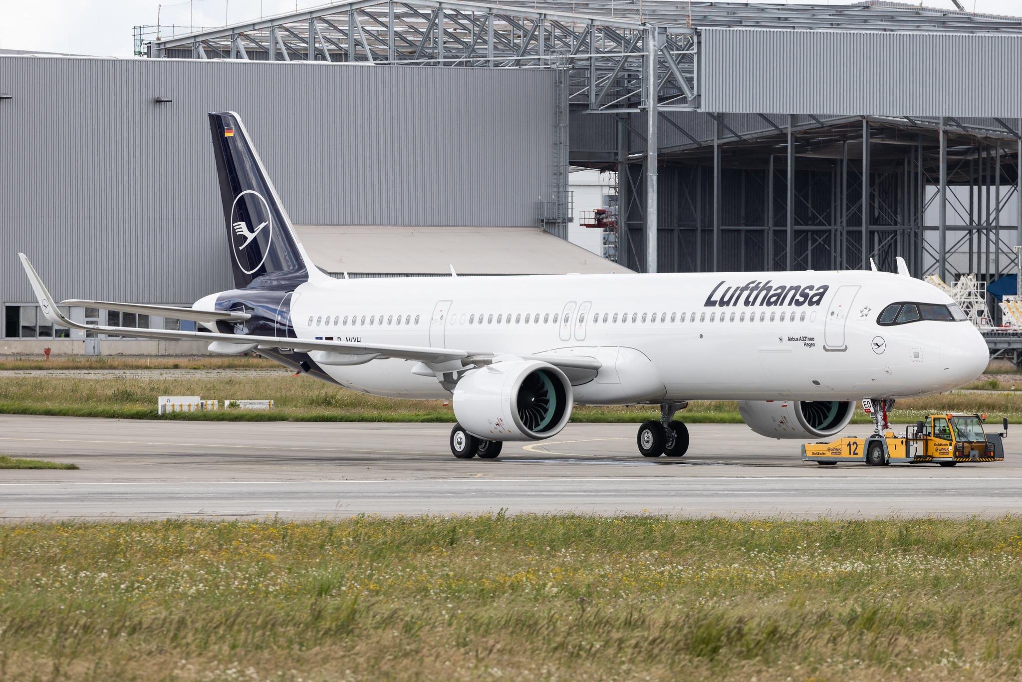 Hamburg Finkenwerder: Lufthansa (LH / DLH) | Airbus A321-271NX A21N | D-AVYH | D-AIEO | MSN 10892