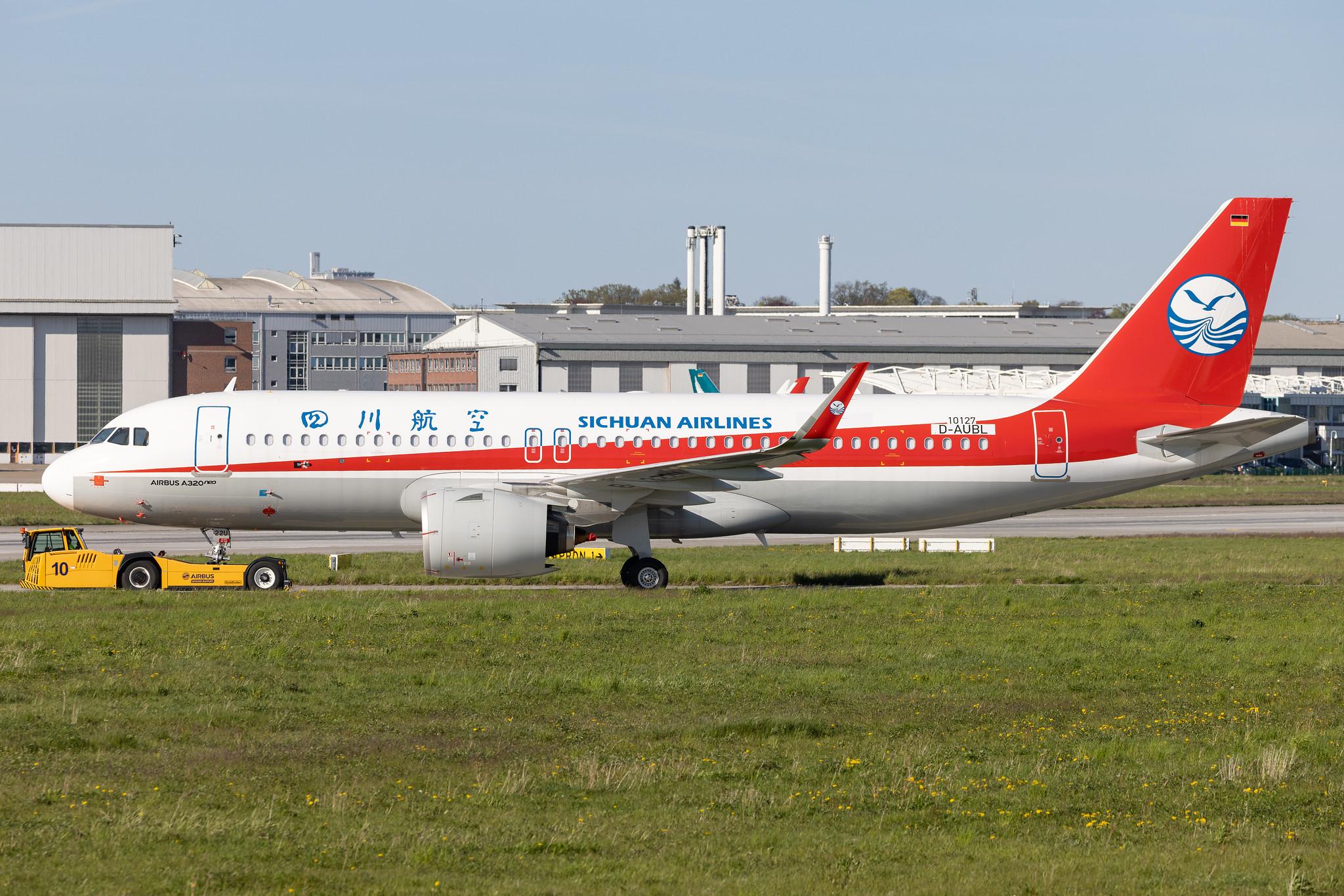 Hamburg Finkenwerder: Sichuan Airlines (3U / CSC) | Airbus A320-271N A20N | D-AUBL | B-322U | MSN 10127