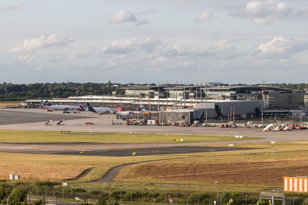 Hamburg Airport: Terminals