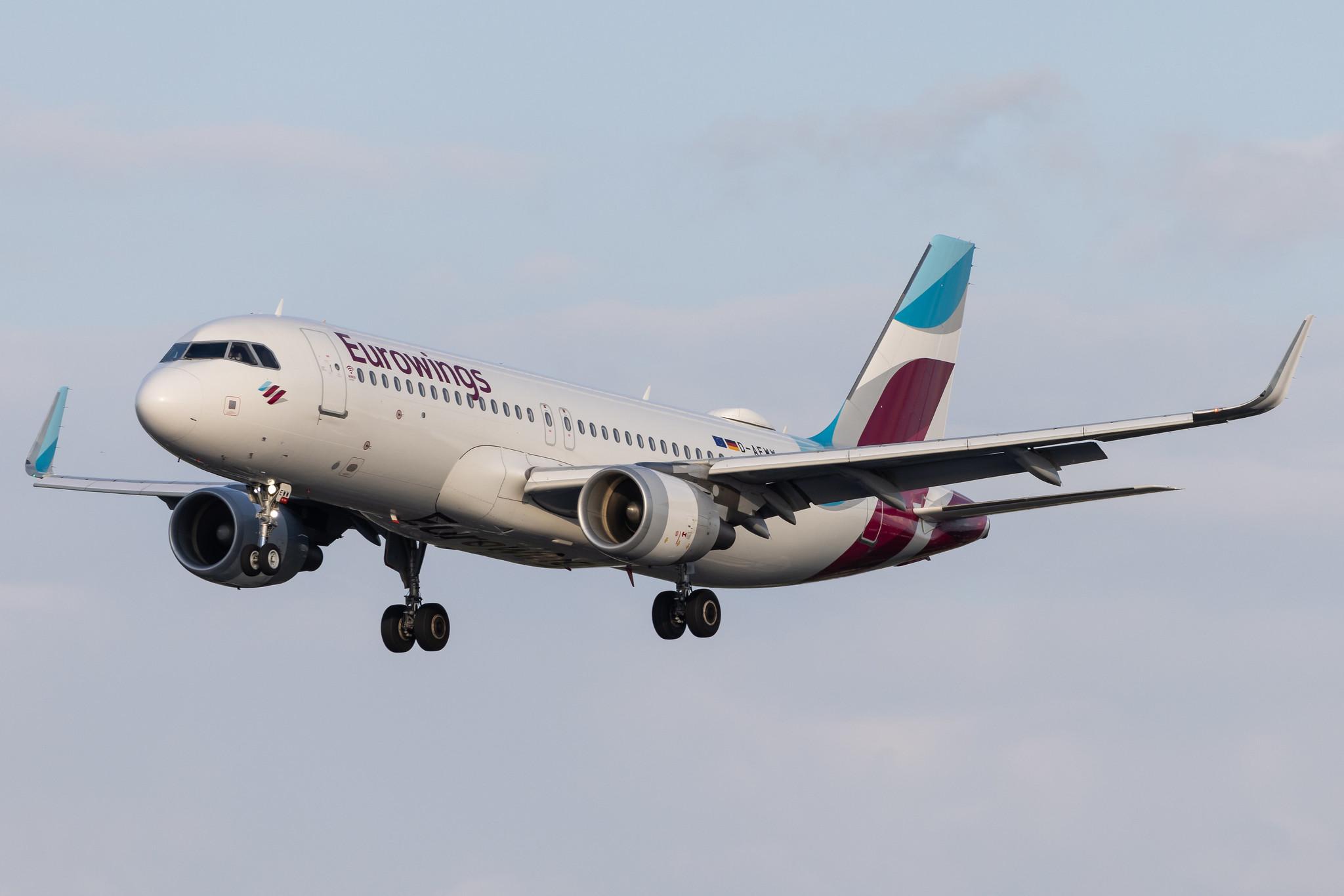 Hamburg Airport: Eurowings (EW / EWG) | Airbus A320-214 A320 | D-AEWW | MSN 7615