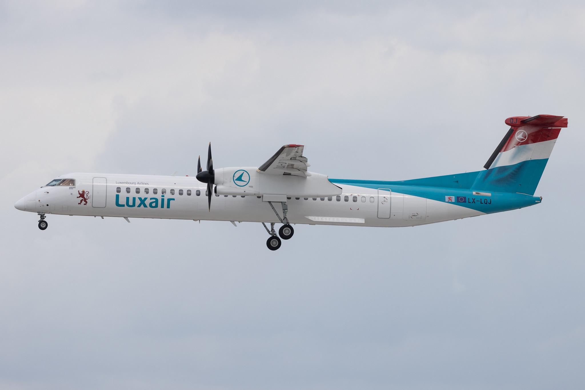 Hamburg Airport: Luxair (LG / LGL) | De Havilland Canada Dash 8-400 DH8D | LX-LQJ | MSN 4562