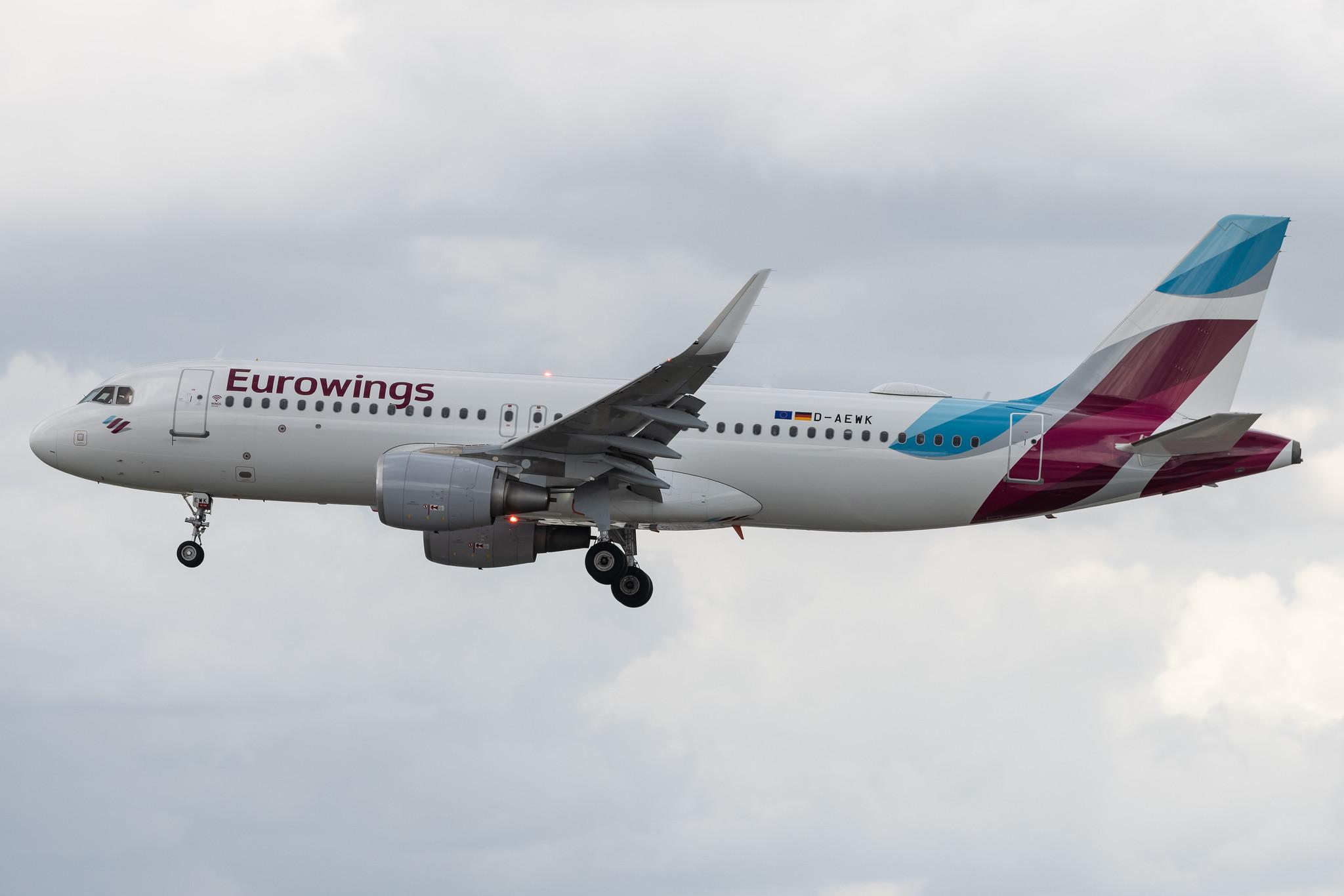 Hamburg Airport: Eurowings (EW / EWG) | Airbus A320-214 A320 | D-AEWK | MSN 7261