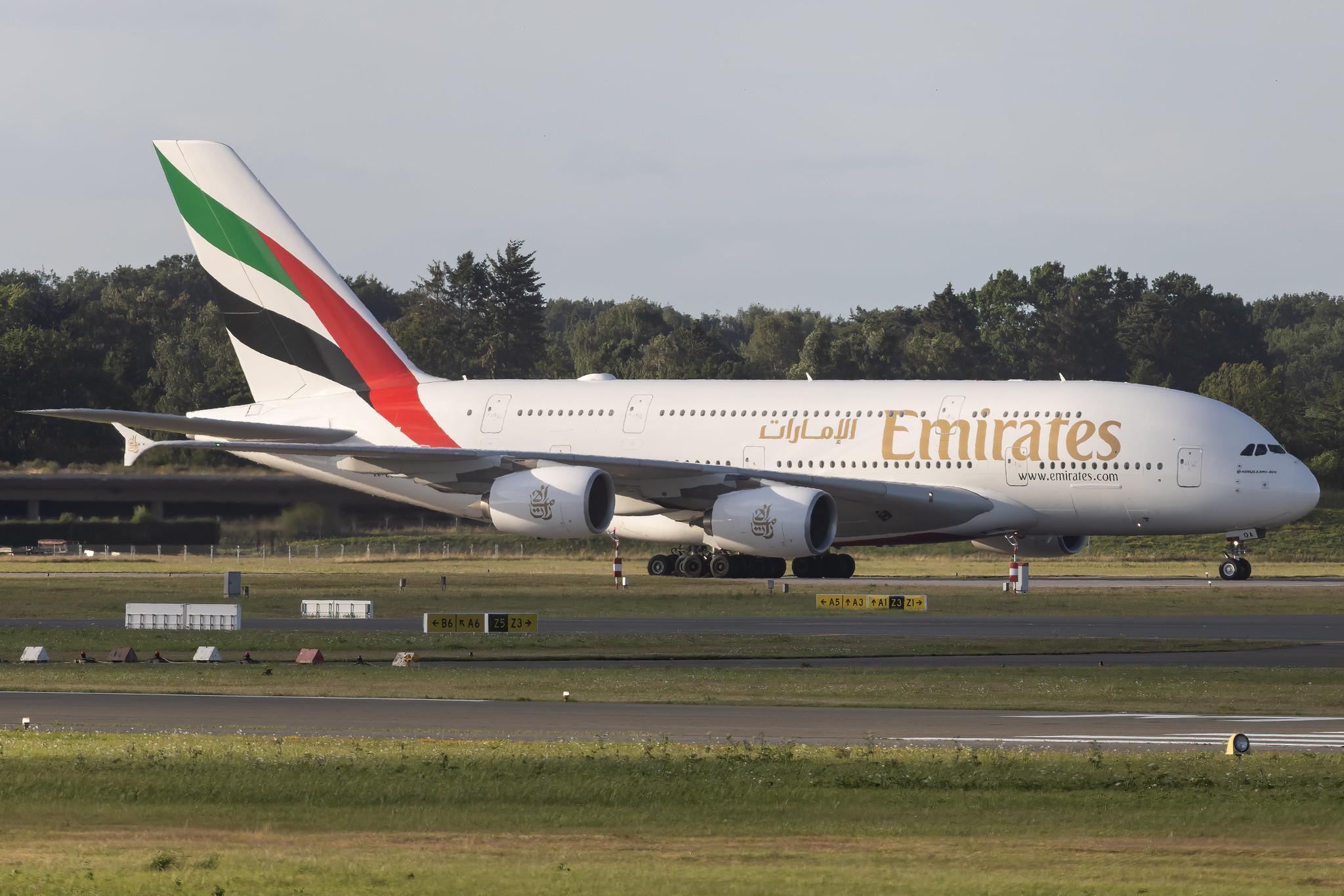 Hamburg Airport: Emirates (EK / UAE) | Airbus A380-861 A388 | A6-EOA | MSN 159