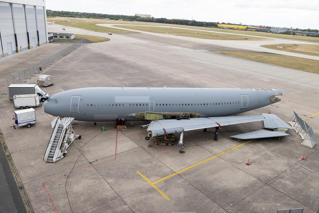 Hannover Airport: German Air Force (/ GAF) | Airbus A310-304 A310 | 10+23 | MSN 503