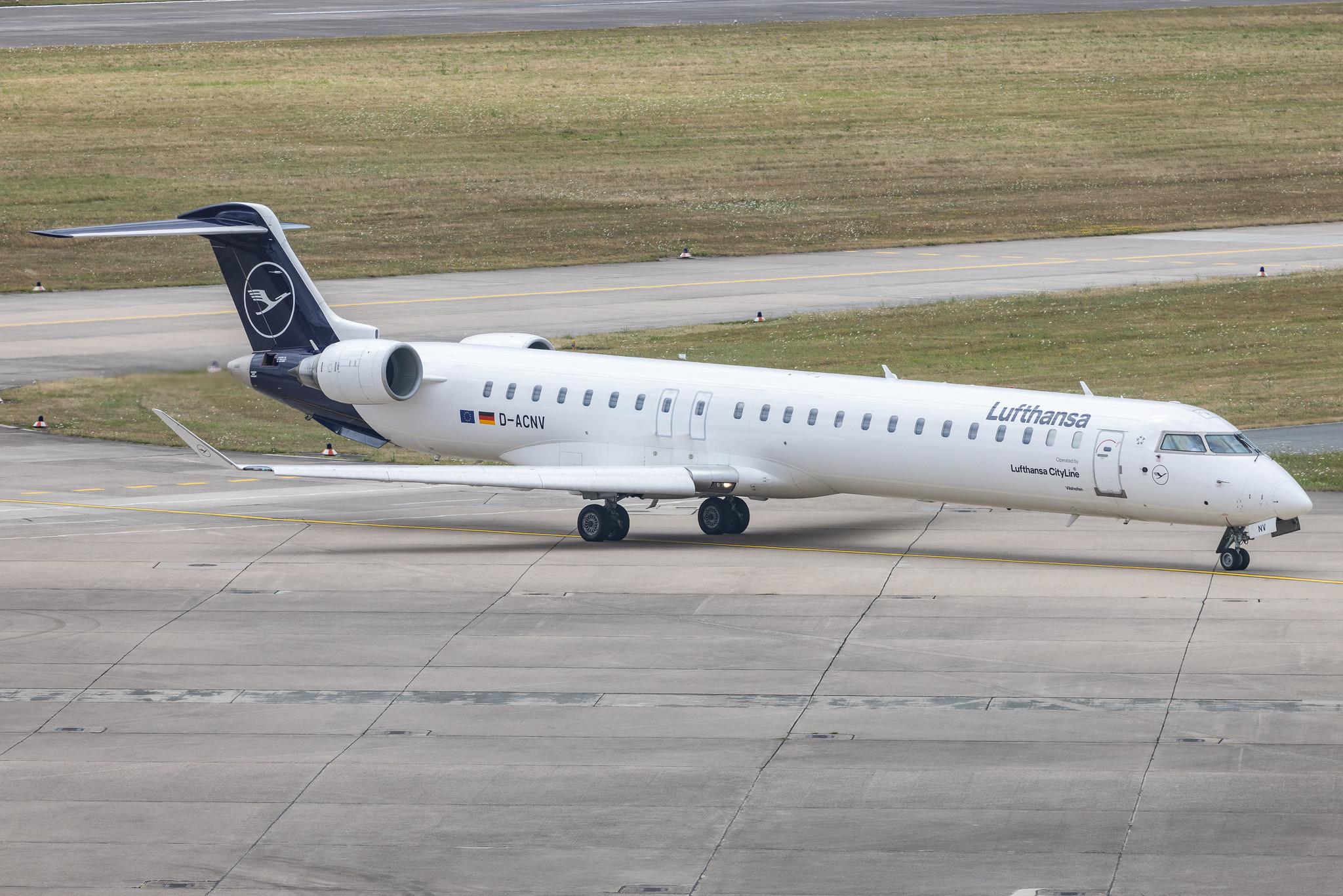 Hannover Airport: Lufthansa (LH / DLH) | Operator: Lufthansa CityLine | Mitsubishi CRJ-900LR CRJ9 | D-ACNV | MSN 15268